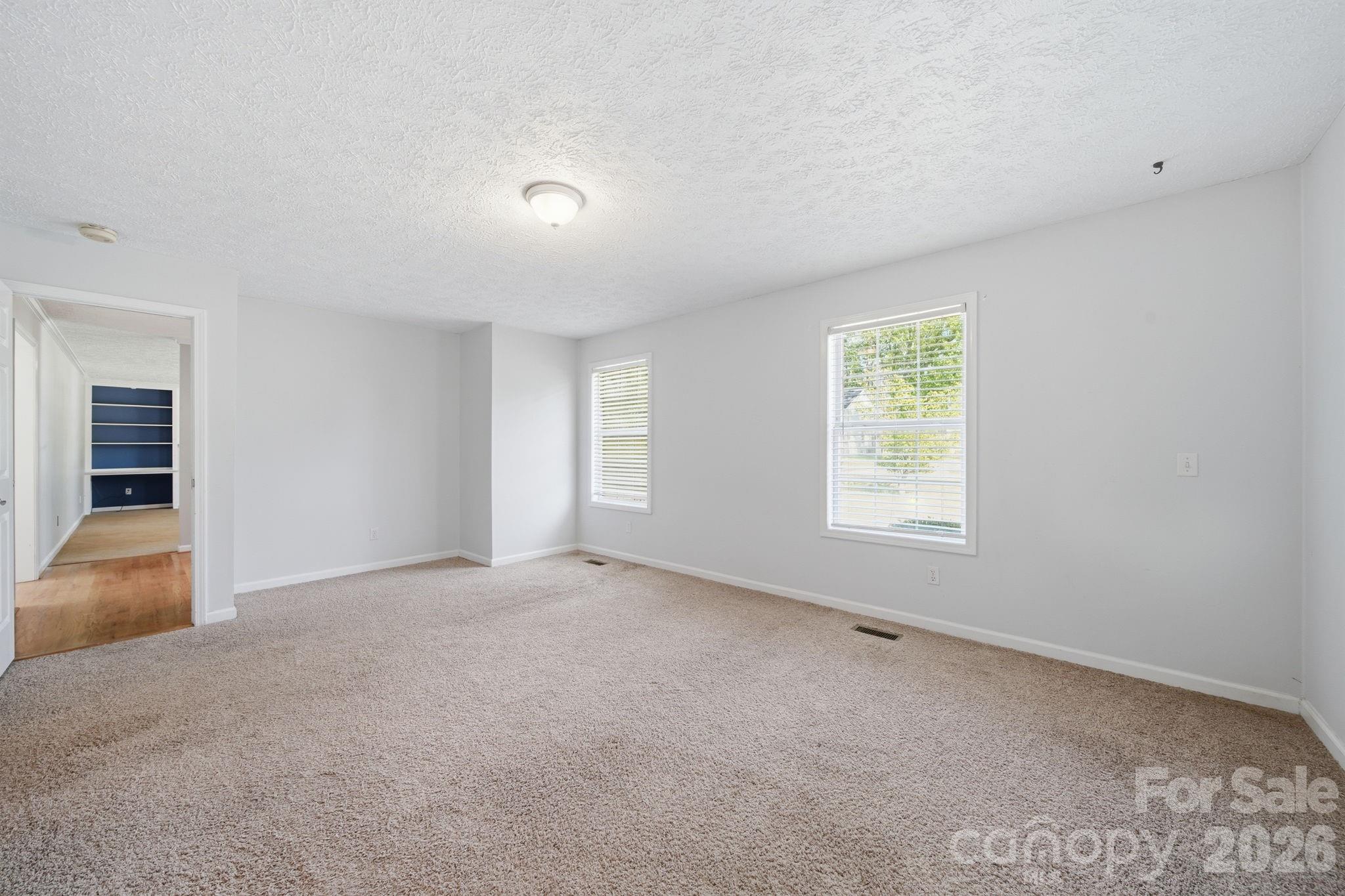 Single Family Residence at 313 Sunrise Circle, Shelby, photo 14 of 42