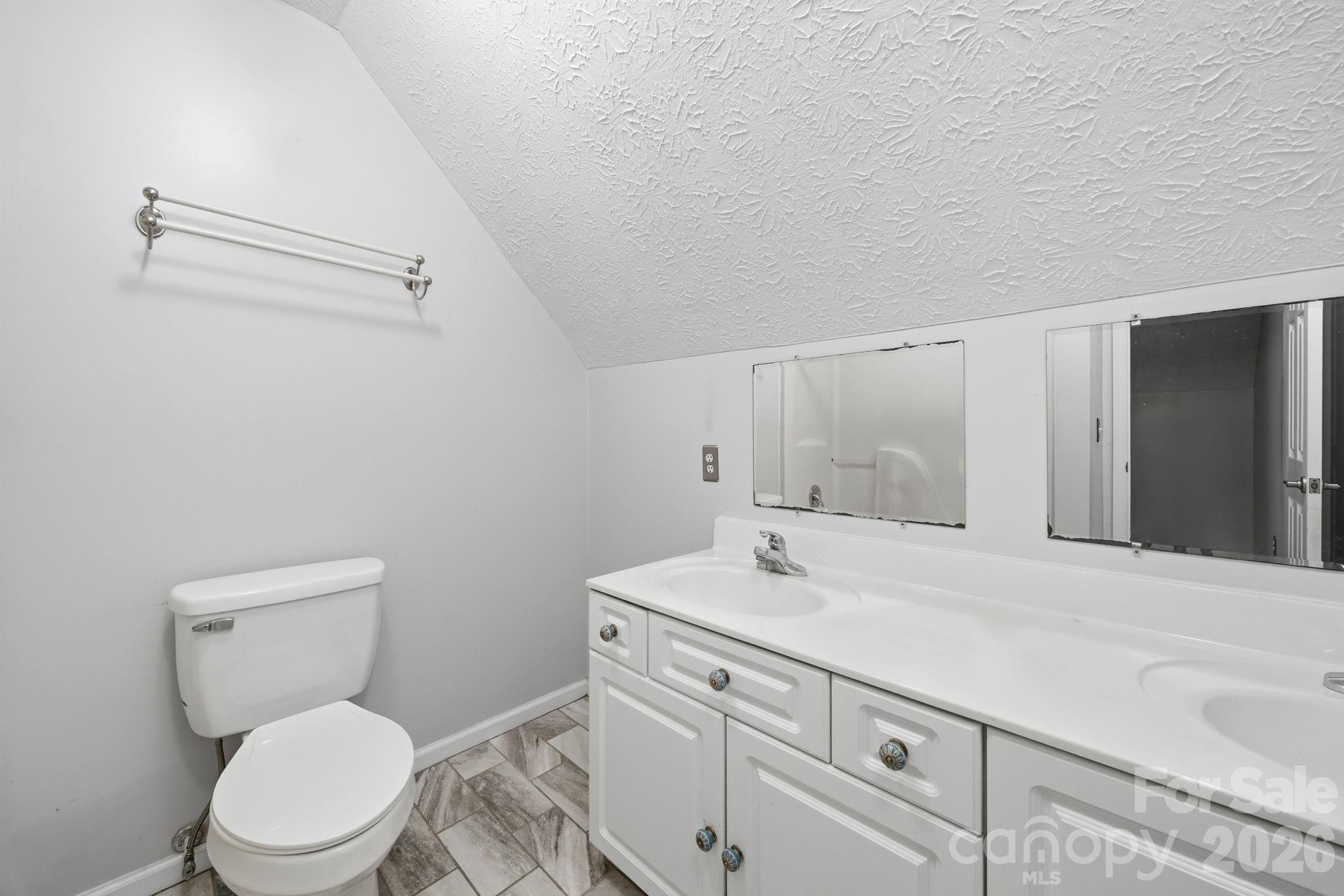 Single Family Residence at 313 Sunrise Circle, Shelby, photo 28 of 42