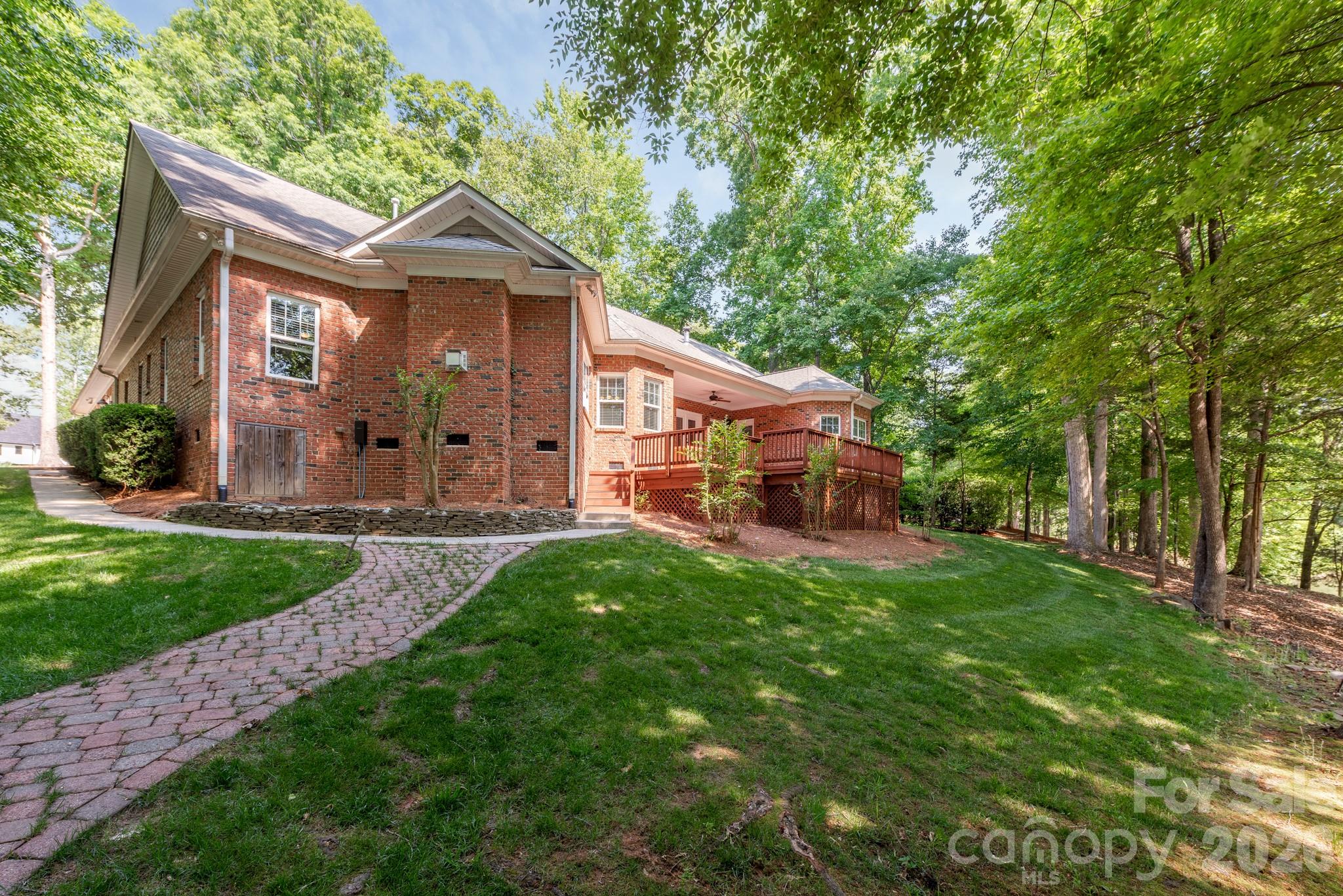 Beautiful sloping lot. - 4709 Rockwood Drive, Waxhaw