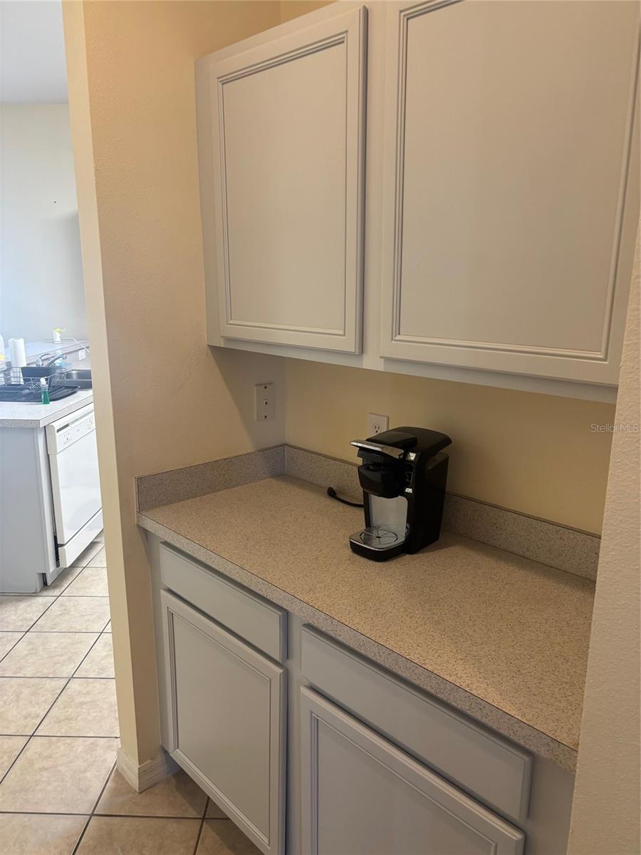 coffee bar - 644 MONTARA DR, DAVENPORT