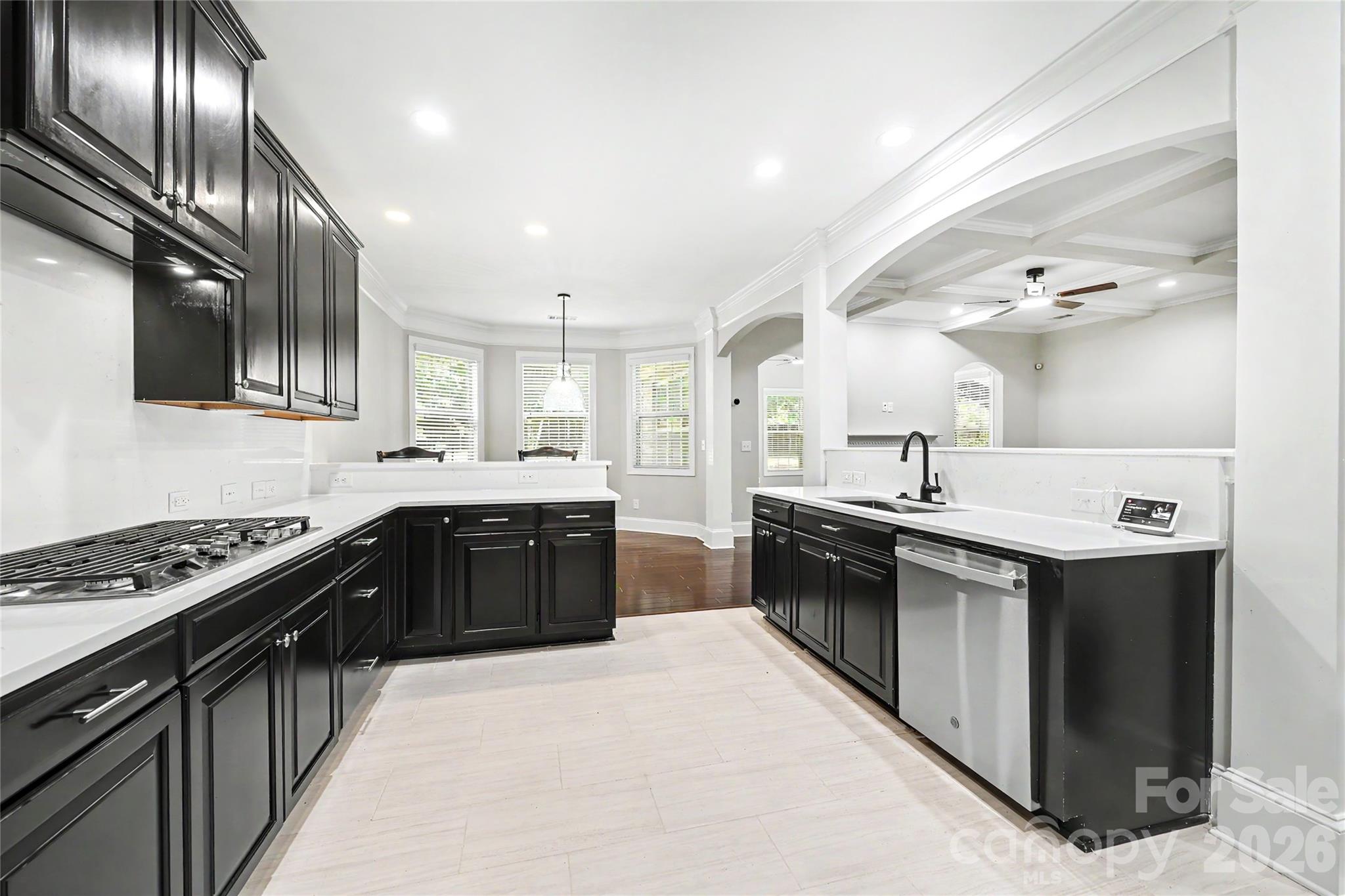 Single Family Residence at 4624 Pebble Run Drive, Matthews, photo 9 of 48
