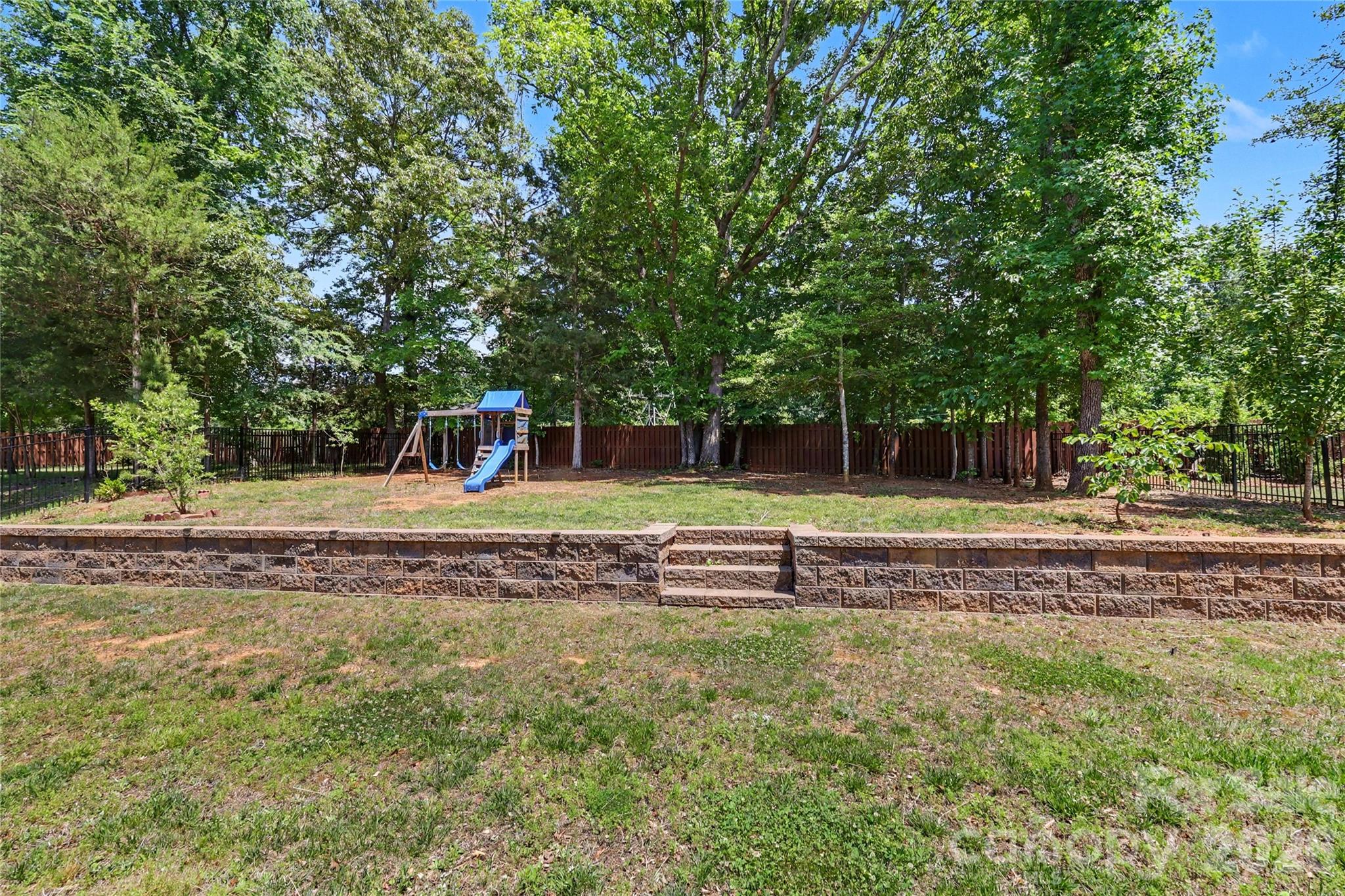 Single Family Residence at 4624 Pebble Run Drive, Matthews, photo 45 of 48