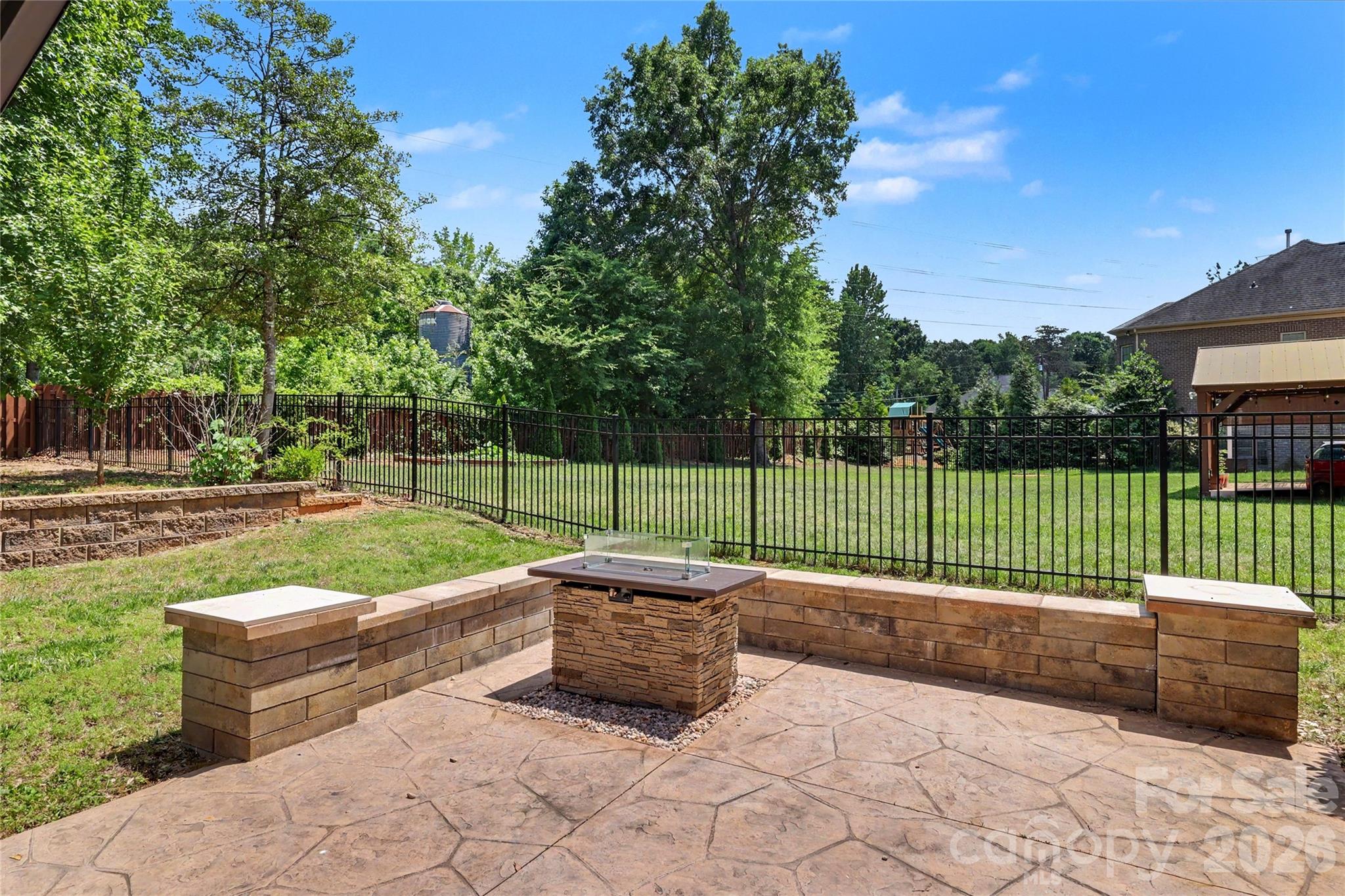 Fire Pit - 4624 Pebble Run Drive, Matthews