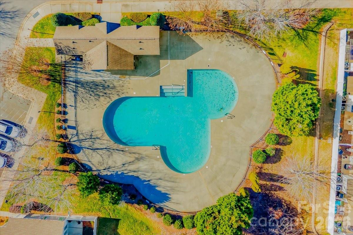 Neighborhood Pool - 108 Prairie View Court, Belmont