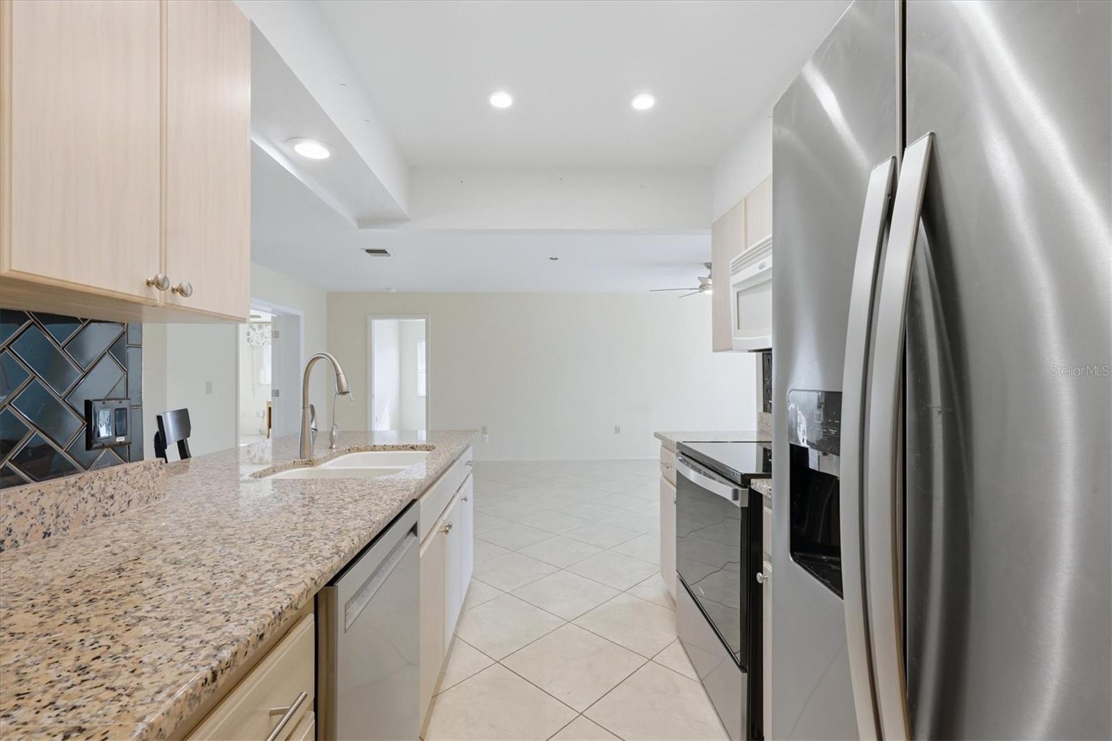 Single Family Residence at 255 RIGEL RD, VENICE, photo 26 of 52