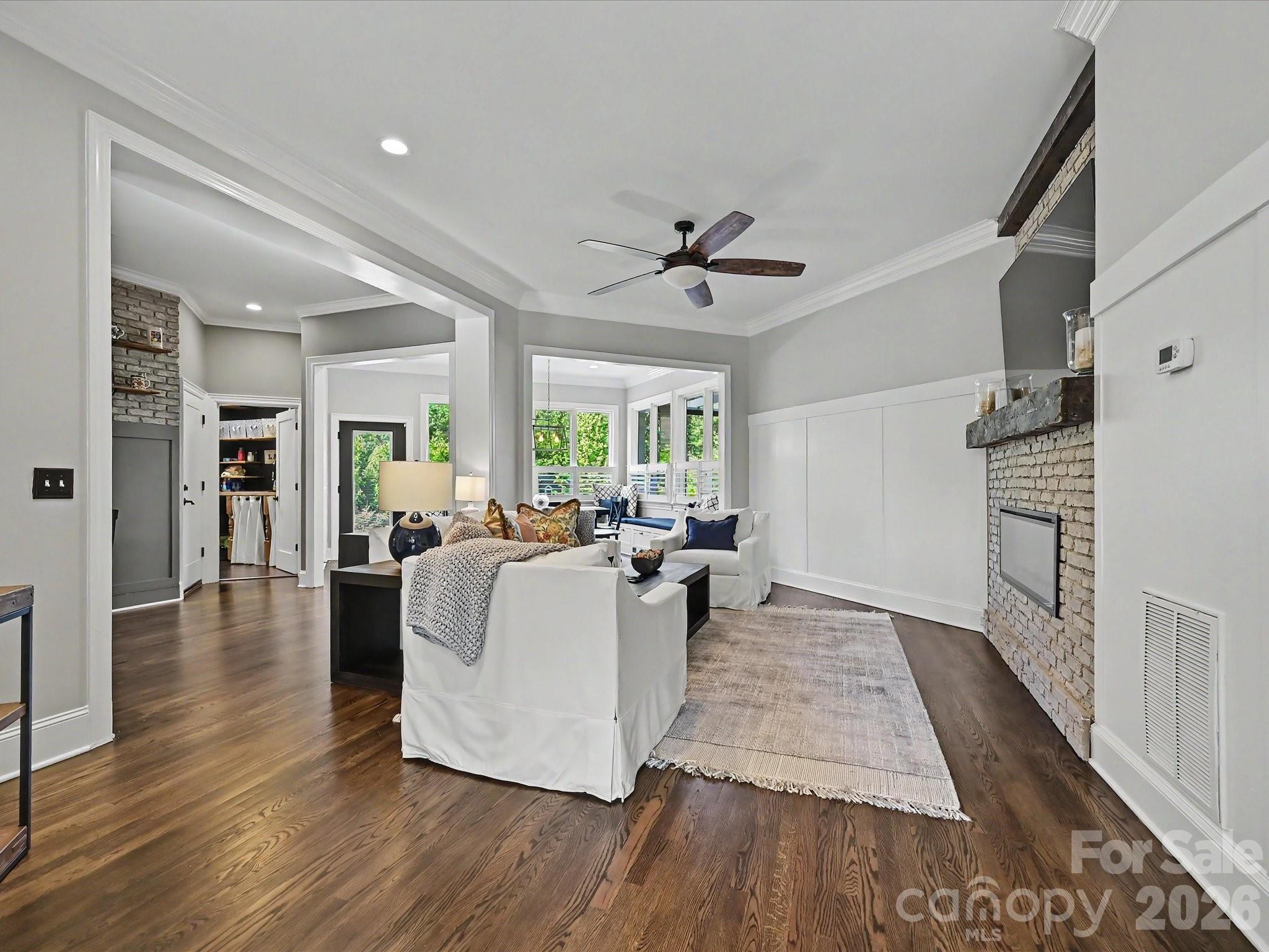 Single Family Residence at 17626 Spinnakers Reach Drive, Cornelius, photo 10 of 48