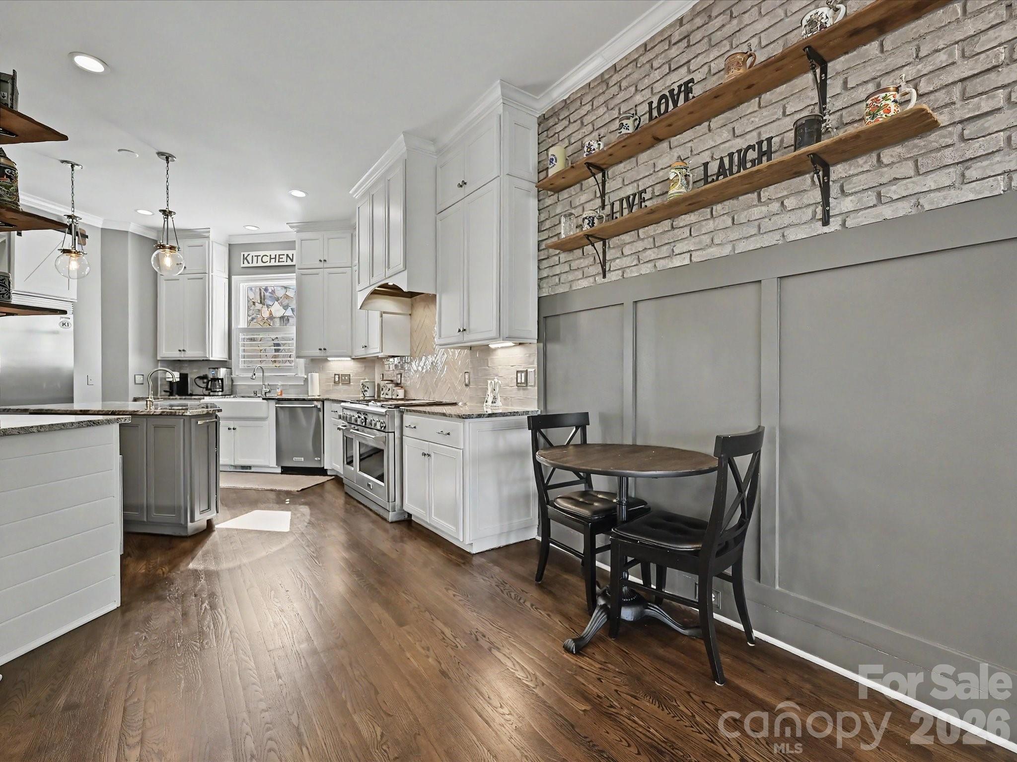 Single Family Residence at 17626 Spinnakers Reach Drive, Cornelius, photo 9 of 48