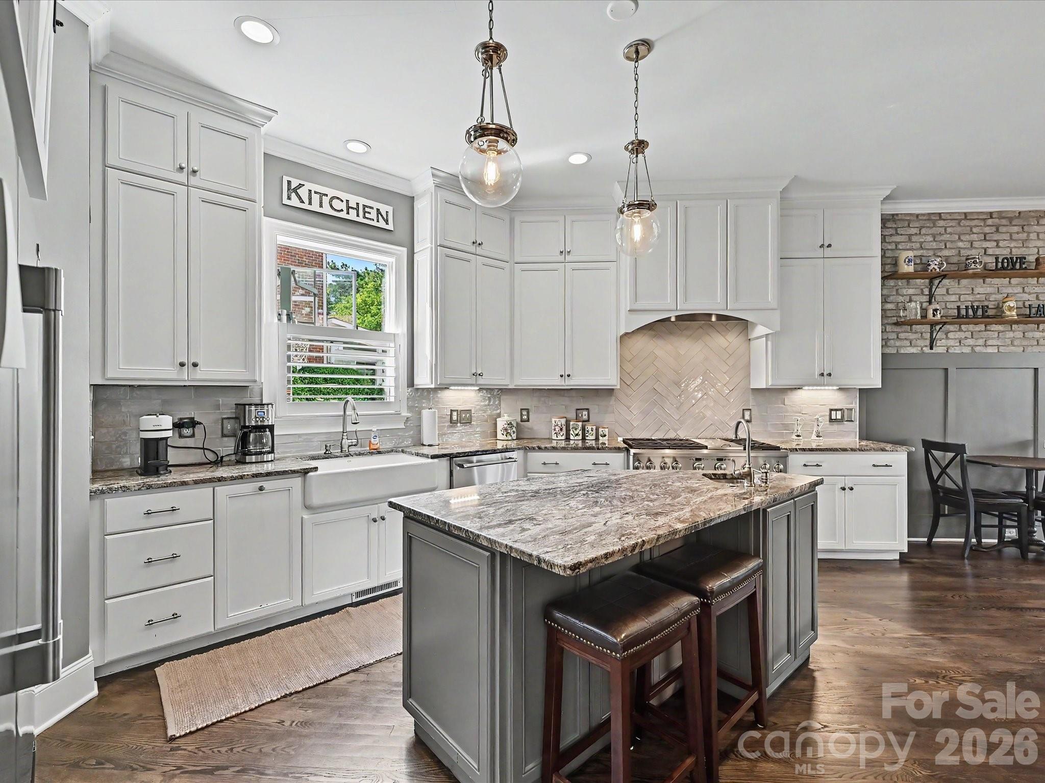 Single Family Residence at 17626 Spinnakers Reach Drive, Cornelius, photo 4 of 48