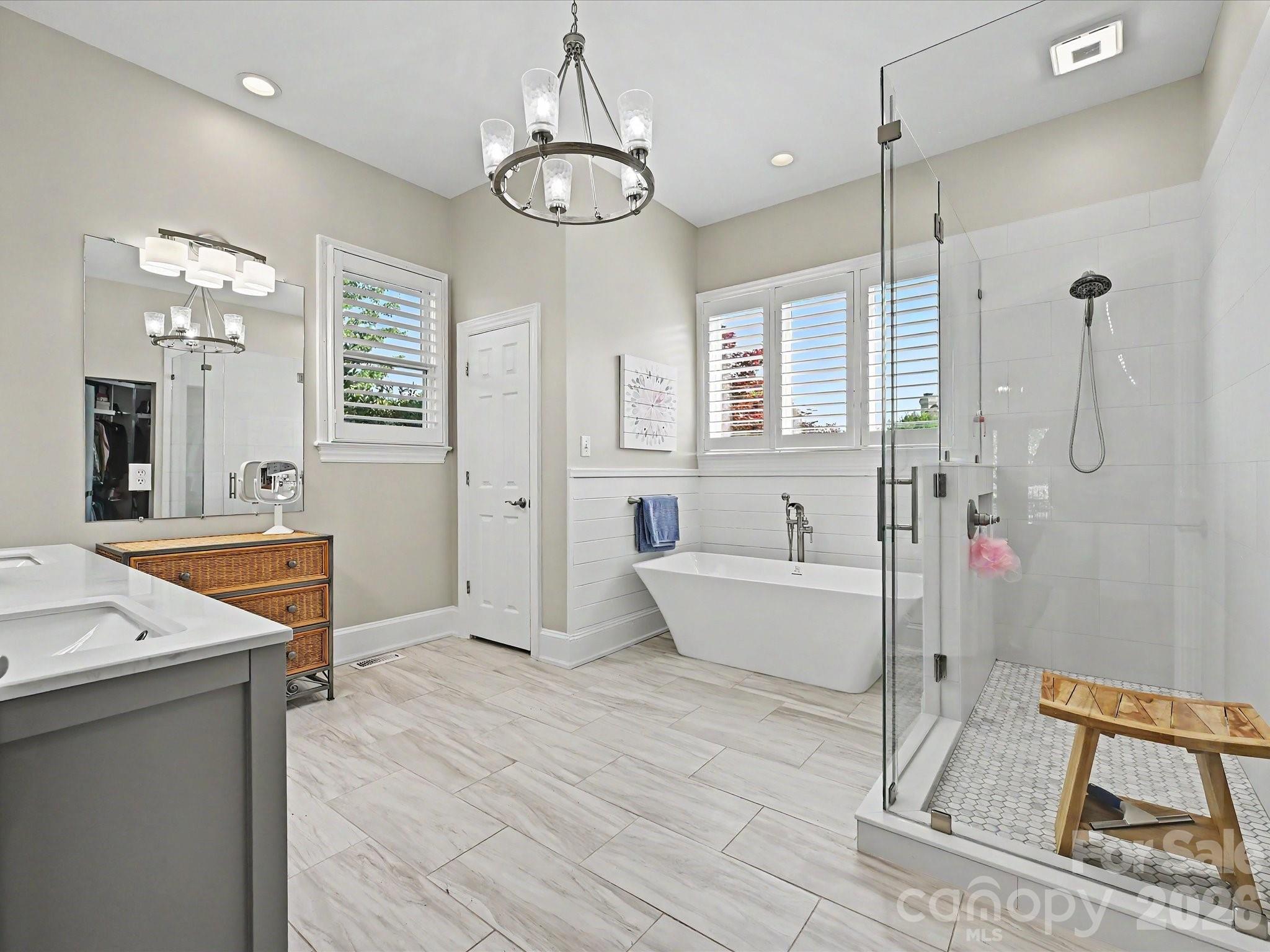 Single Family Residence at 17626 Spinnakers Reach Drive, Cornelius, photo 20 of 48