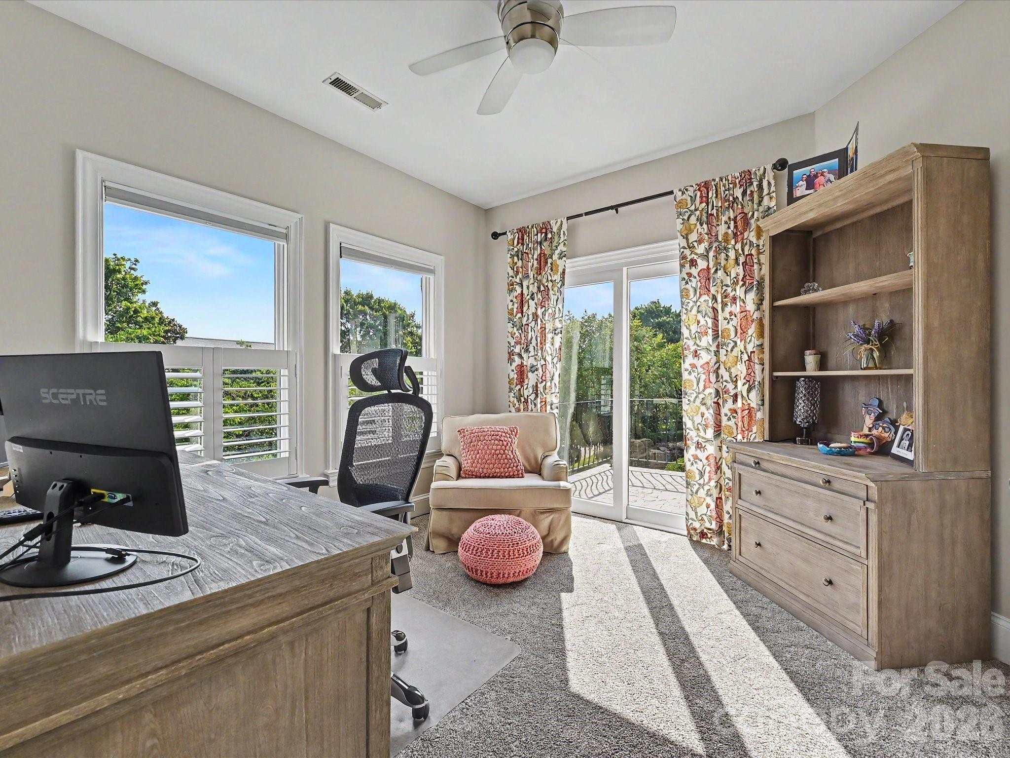 Single Family Residence at 17626 Spinnakers Reach Drive, Cornelius, photo 31 of 48