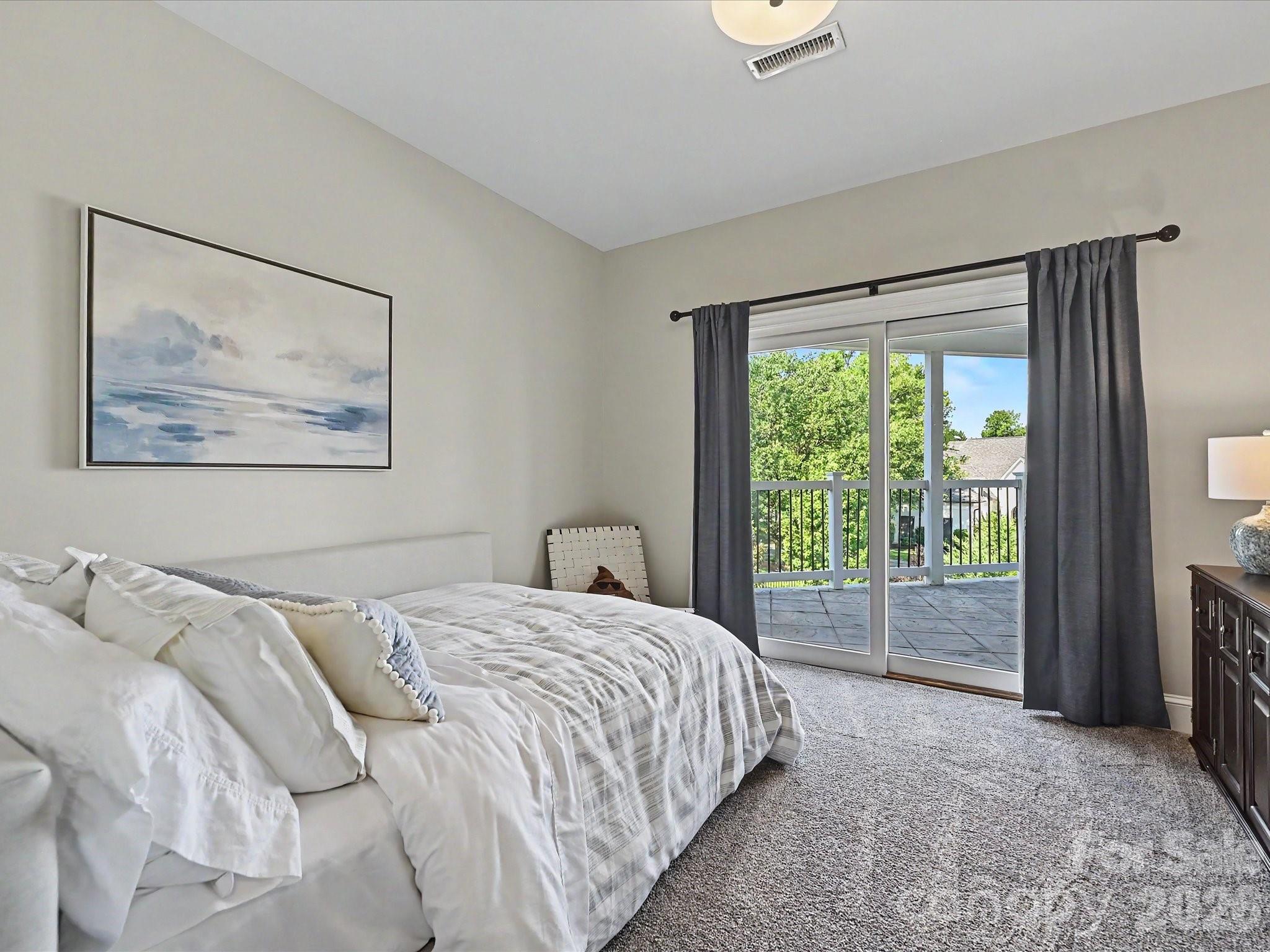 Single Family Residence at 17626 Spinnakers Reach Drive, Cornelius, photo 36 of 48