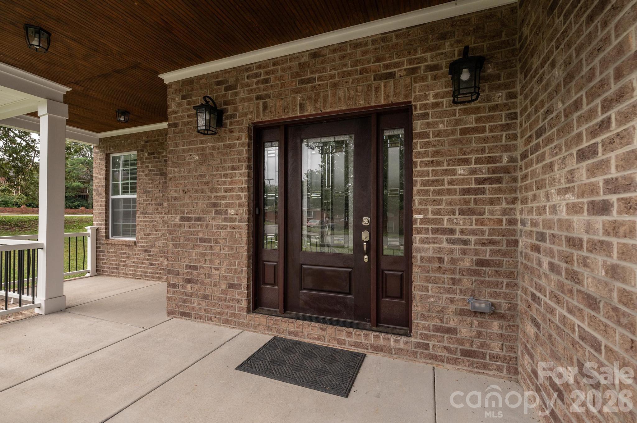 Single Family Residence at 3075 Jamestown Drive, Gastonia, photo 3 of 24
