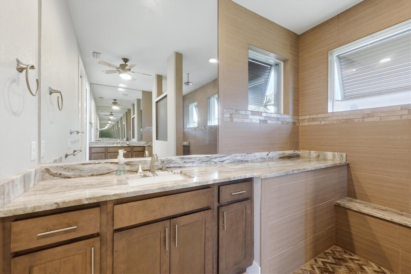 Single Family Residence at 15530 STAUNTON CIR, PORT CHARLOTTE, photo 32 of 65
