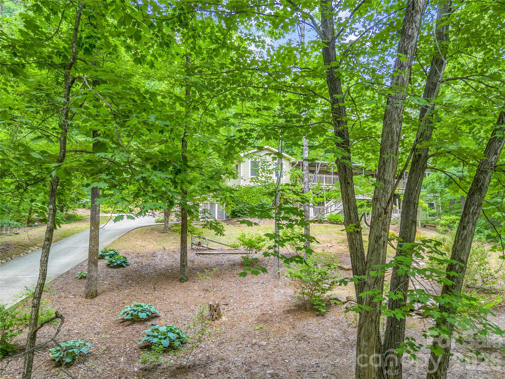 Single Family Residence at 122 Raptor Court, Lake Lure, photo 2 of 44