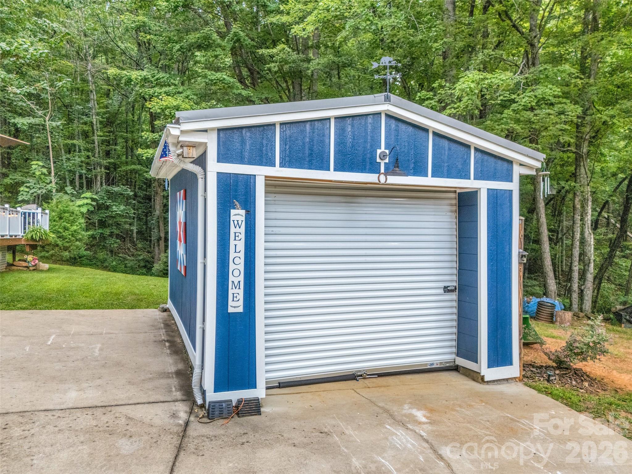 Garage with ample storage - 479 Camp Hill Road, Lake Lure