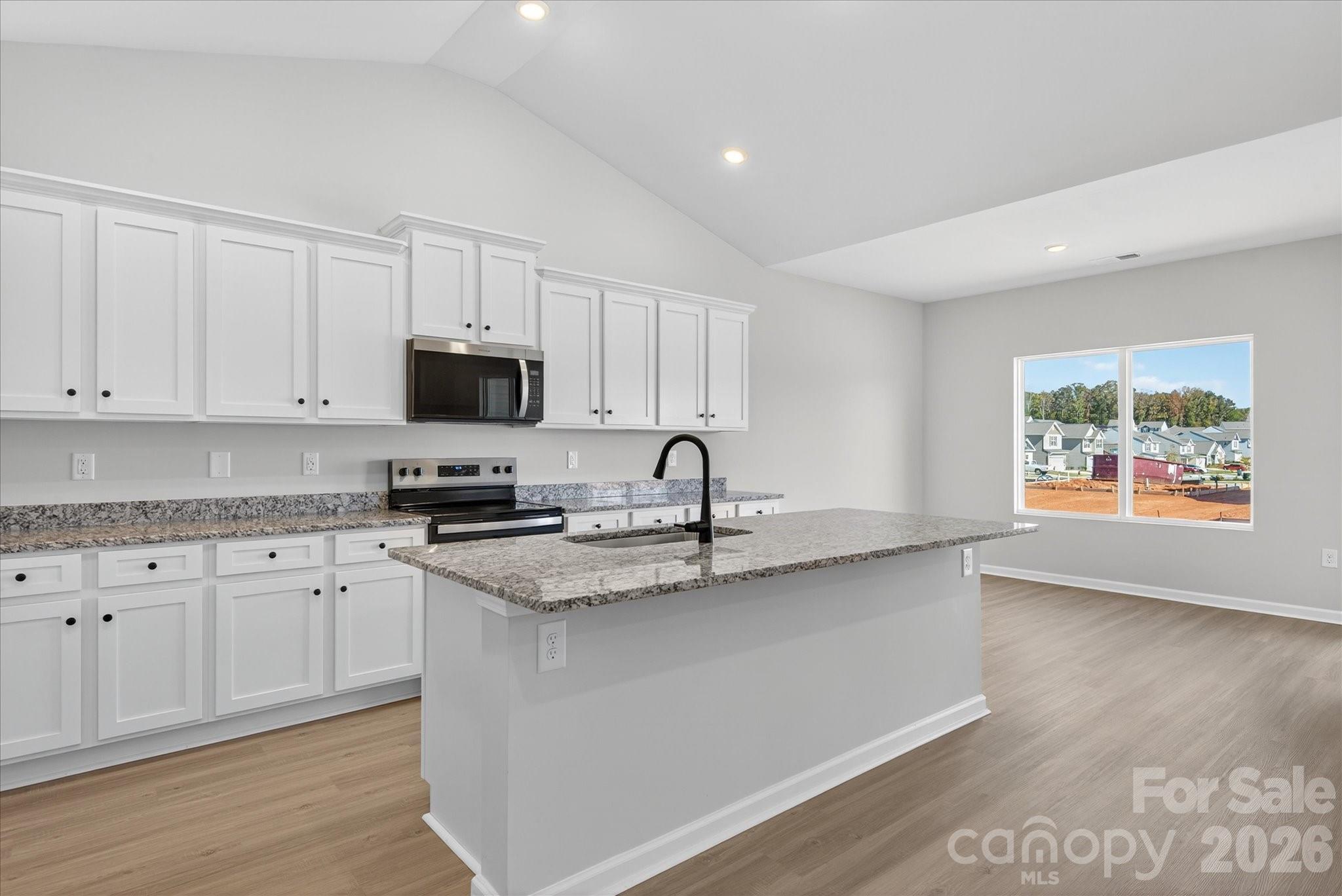 Single Family Residence at 3657 Clover Valley Drive, Gastonia, photo 5 of 26