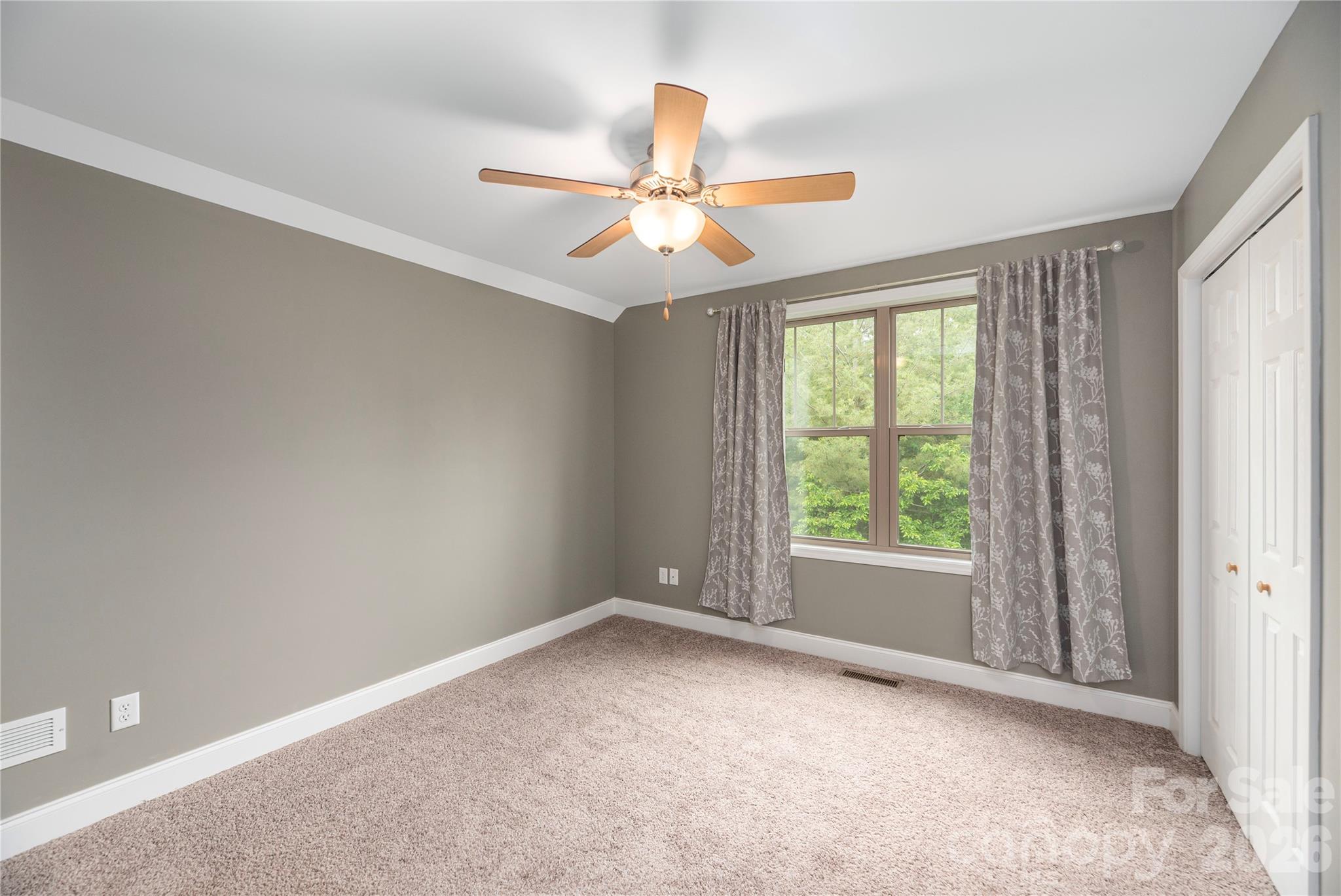 2nd Bedroom Upper level - 5 Declan Drive, Weaverville