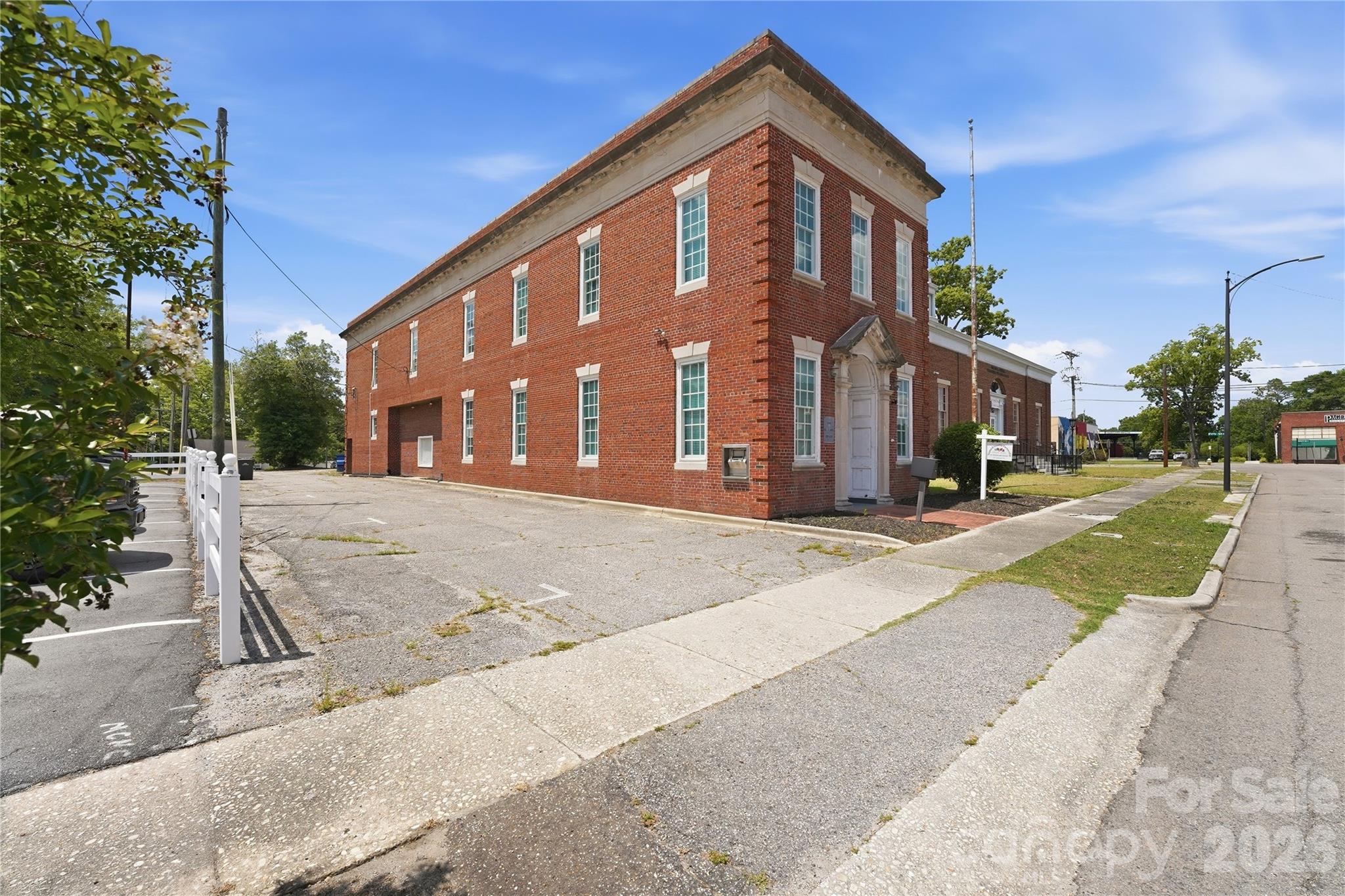Office at 211 Atkinson Street, Laurinburg, photo 3 of 48