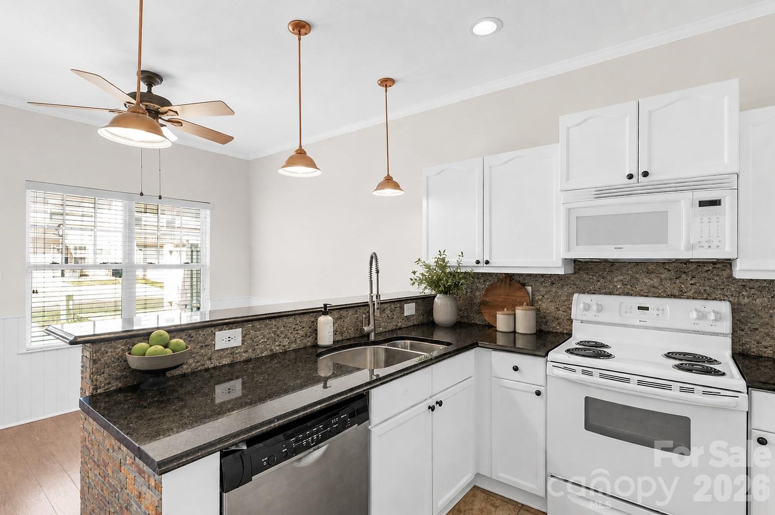 Functional Kitchen - 1021 Laparc Lane, Indian Trail