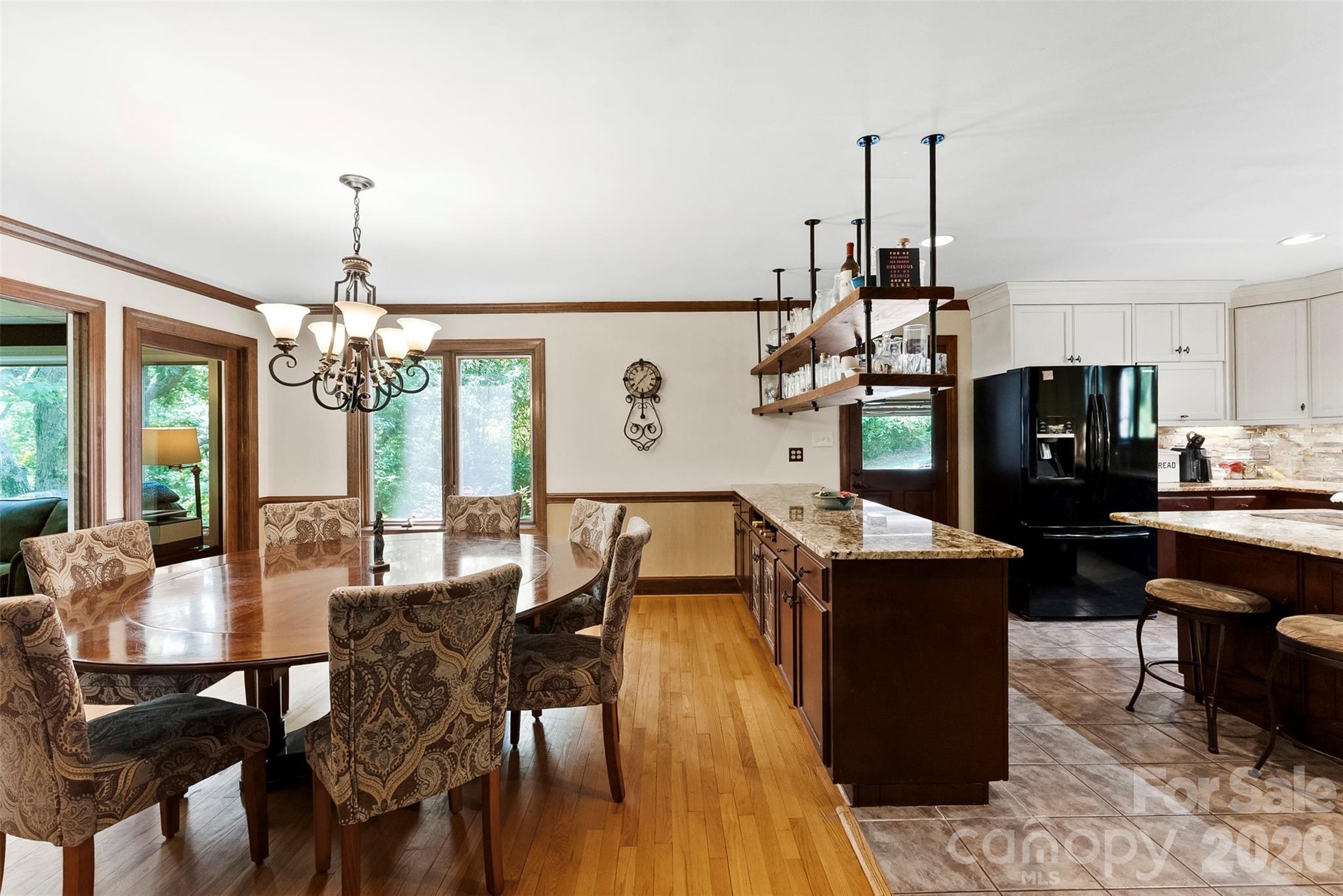 Single Family Residence at 304 Eagles Walk, Gastonia, photo 10 of 51