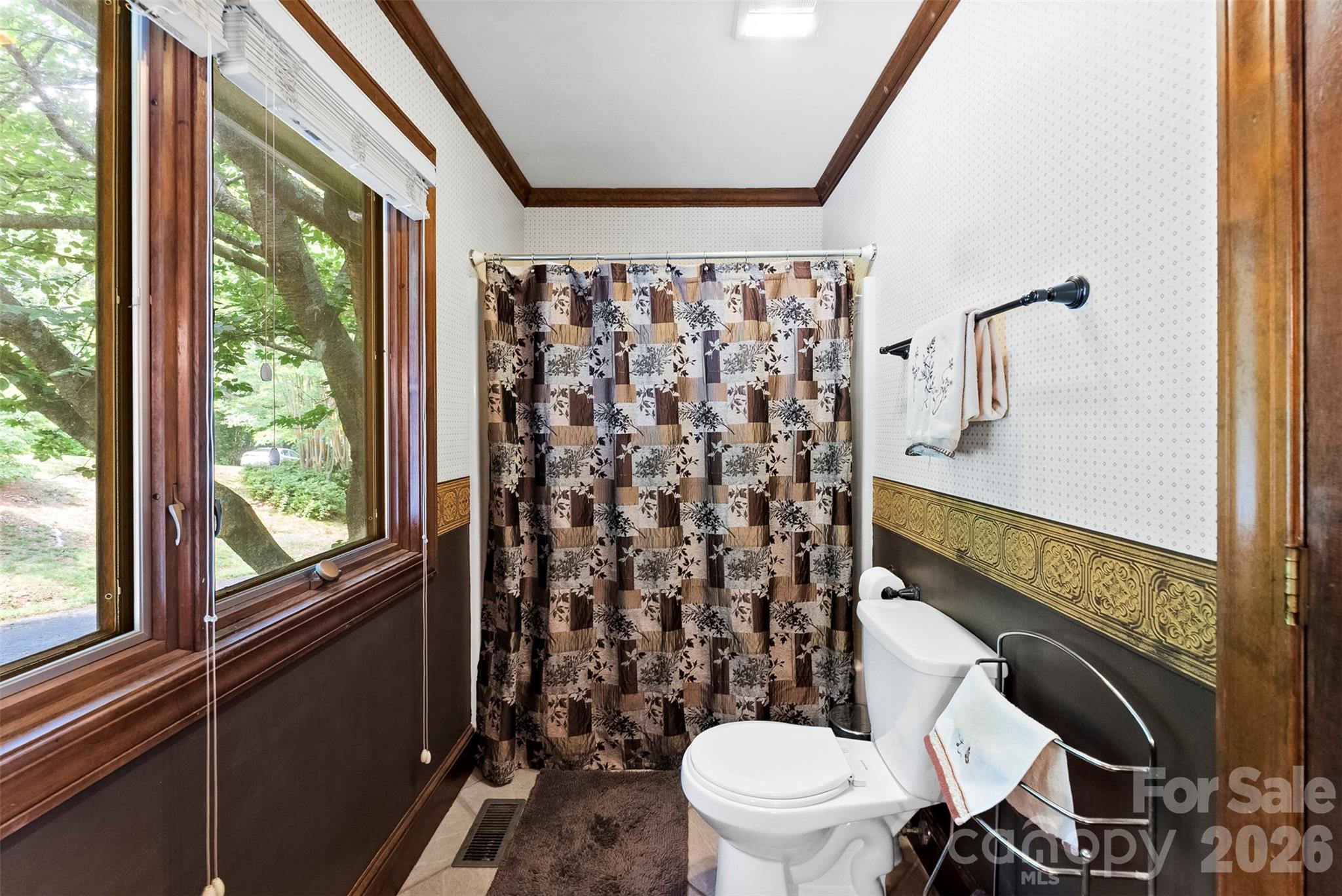 Single Family Residence at 304 Eagles Walk, Gastonia, photo 21 of 51