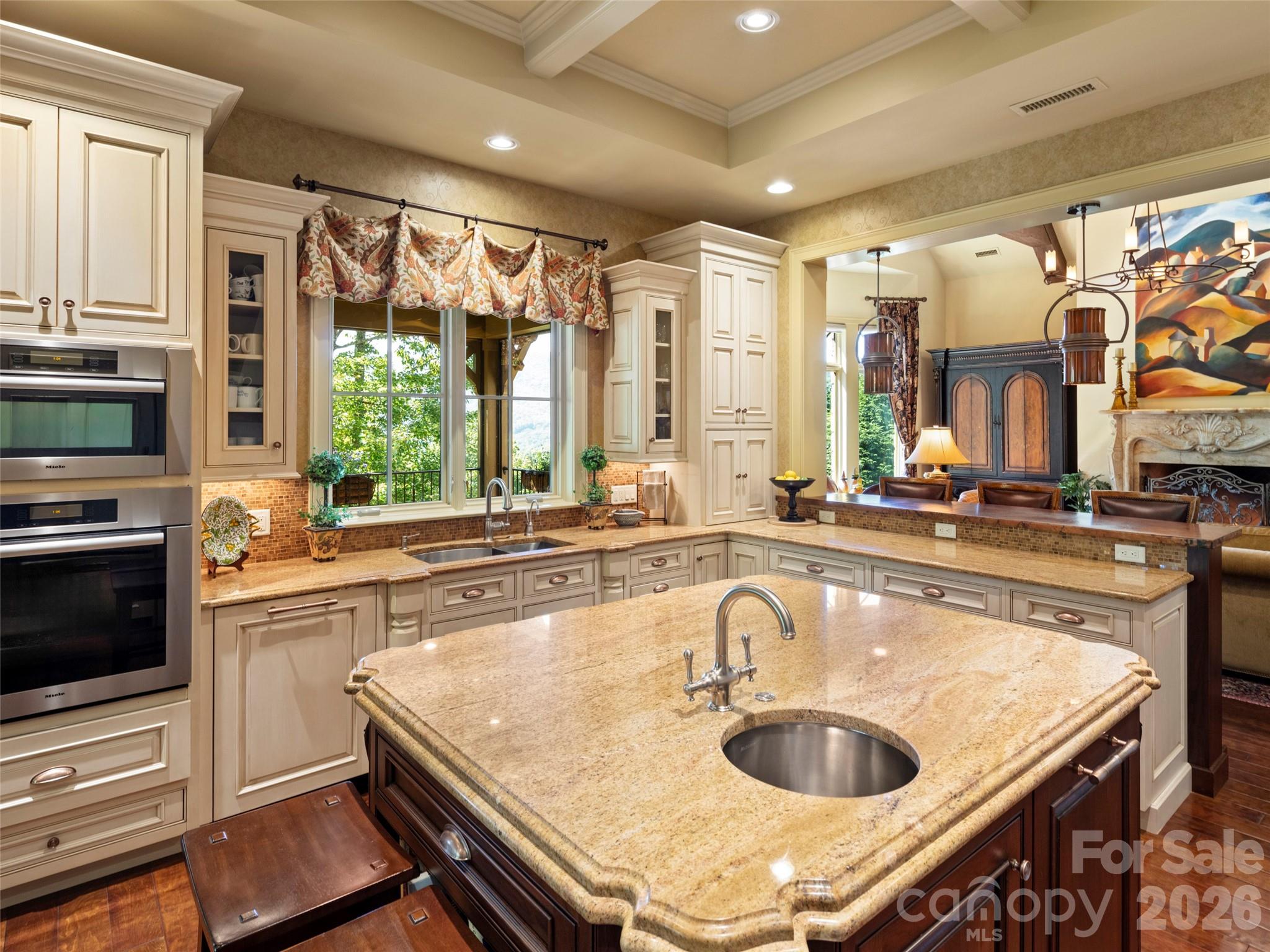 Single Family Residence at 5 Rock Vista Way, Arden, photo 15 of 48