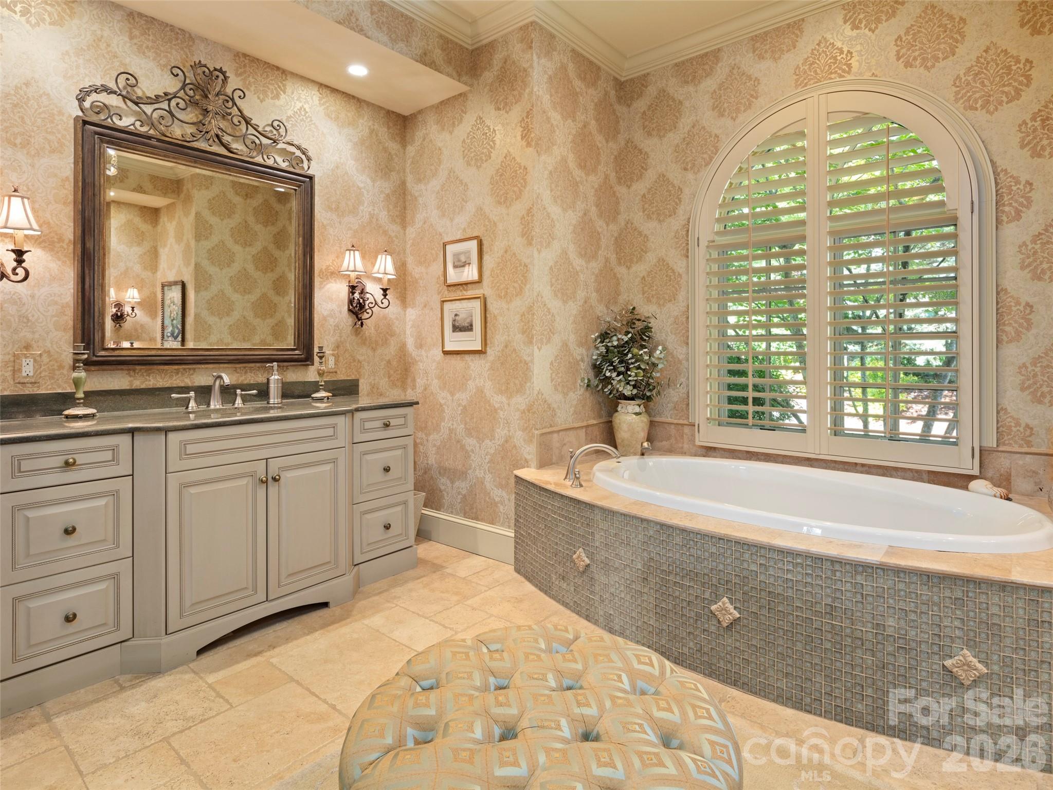 Single Family Residence at 5 Rock Vista Way, Arden, photo 28 of 48