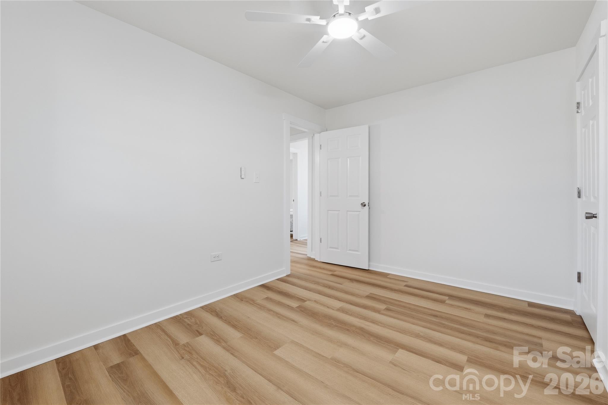 Single Family Residence at 92 Spencer Avenue, Mooresville, photo 20 of 29