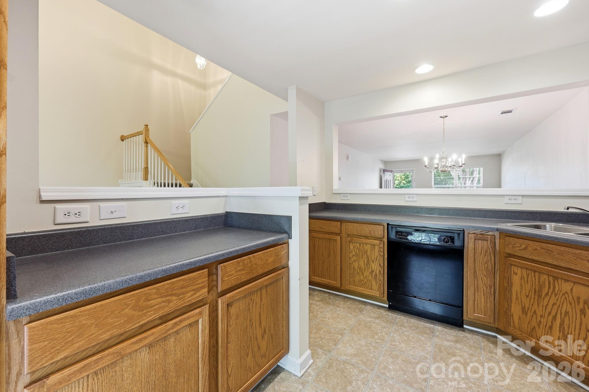 Townhouse at 2548 Brackley Place NW, Concord, photo 16 of 47
