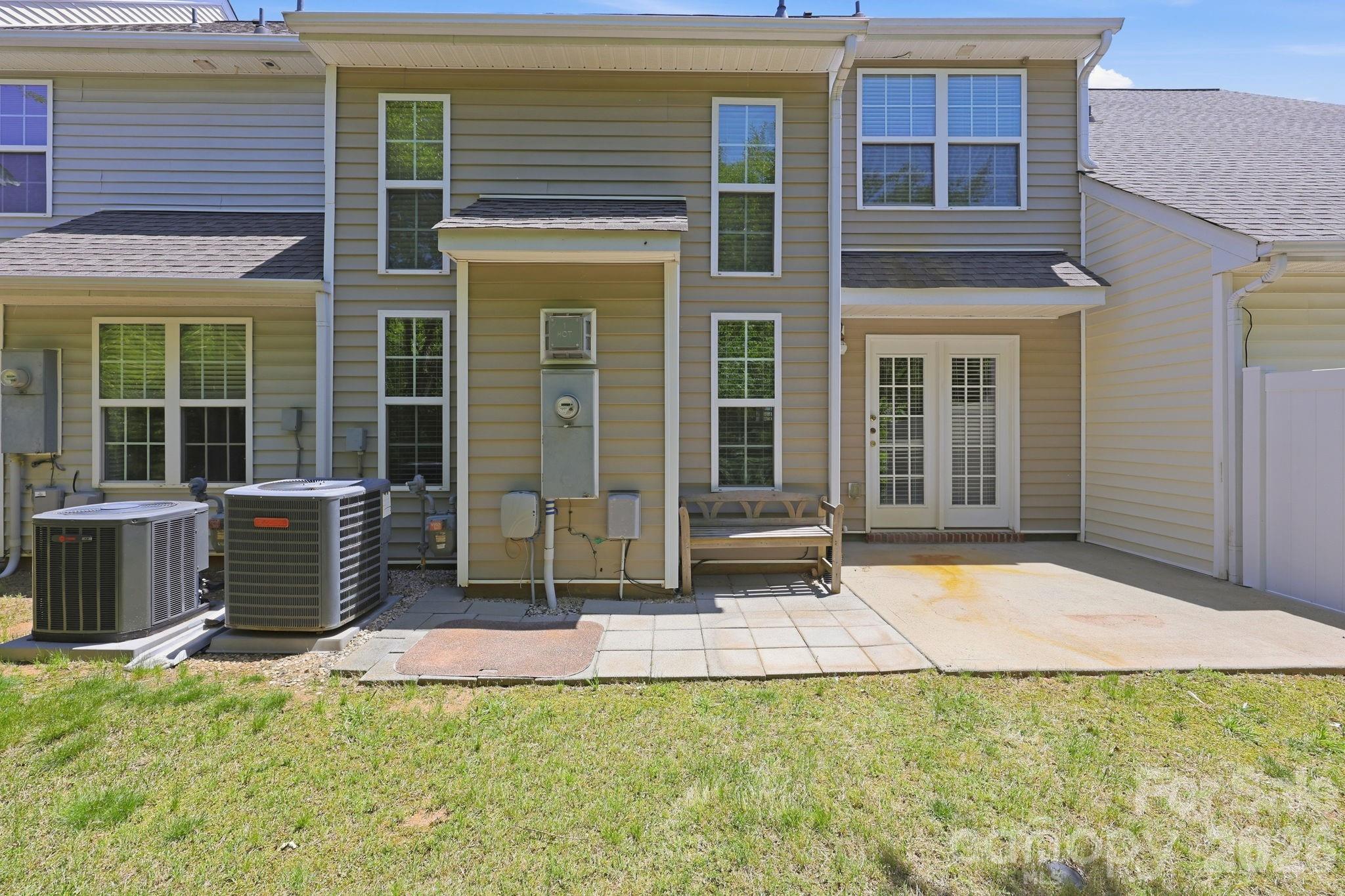 Townhouse at 2548 Brackley Place NW, Concord, photo 18 of 47