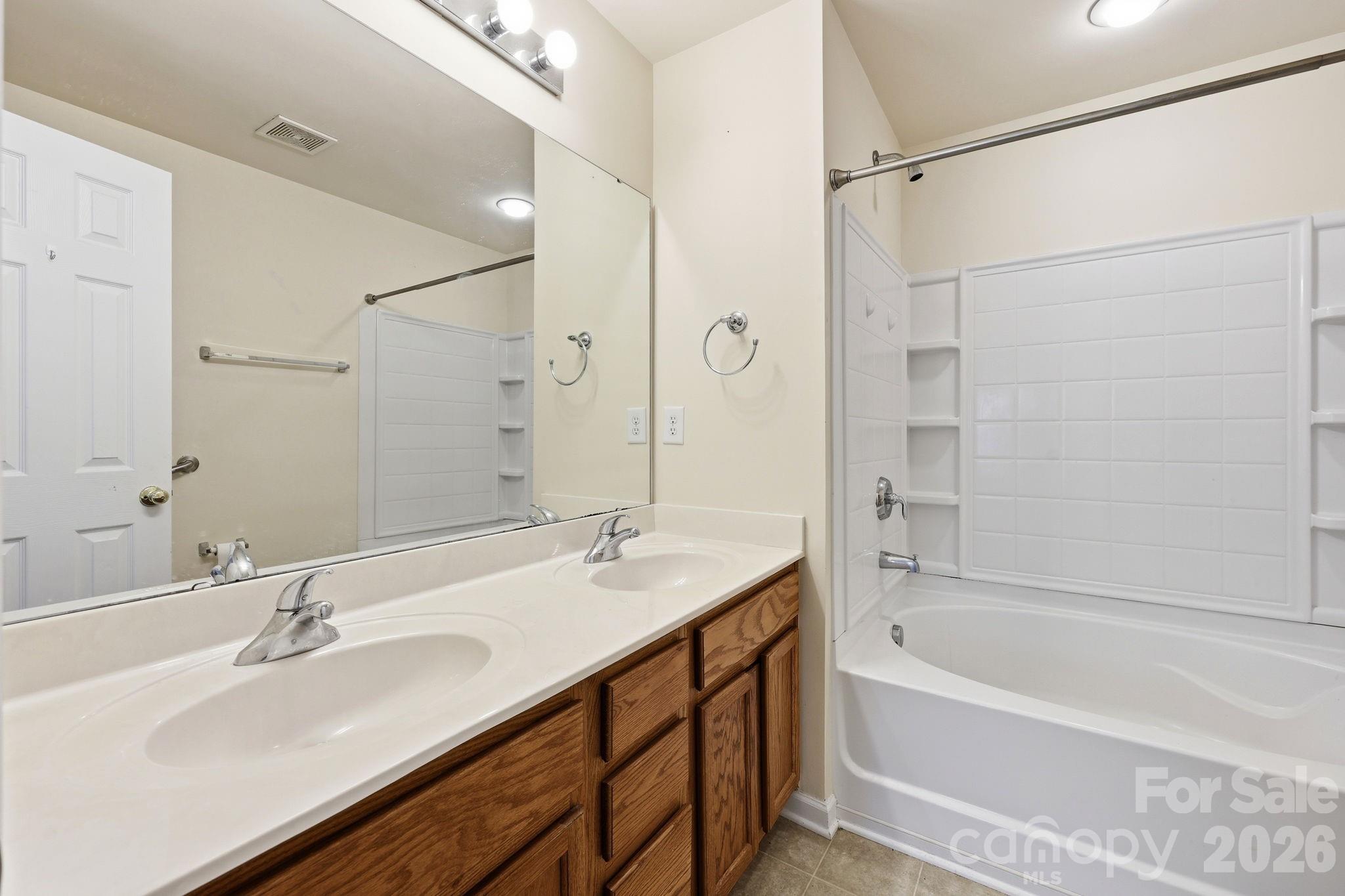 Townhouse at 2548 Brackley Place NW, Concord, photo 23 of 47