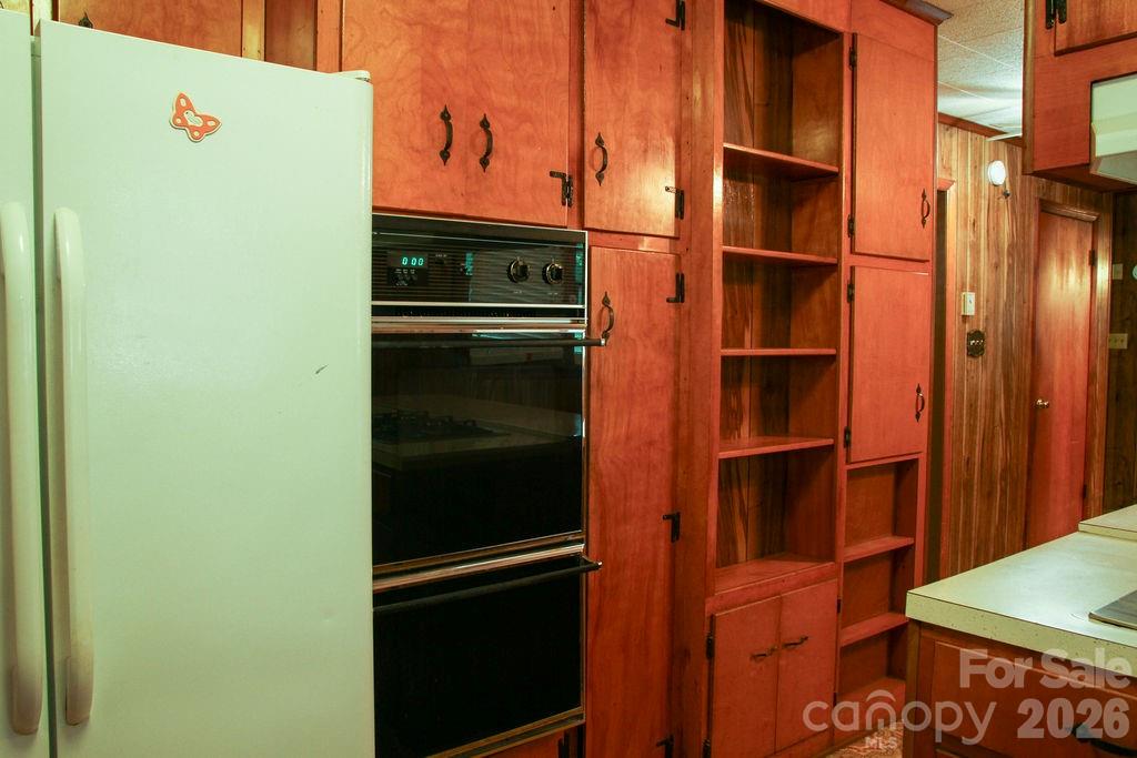Fridge and double Oven - 905 S 10th Street, Bessemer City