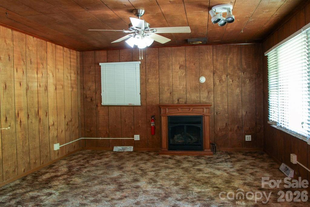 Living Room - 905 S 10th Street, Bessemer City