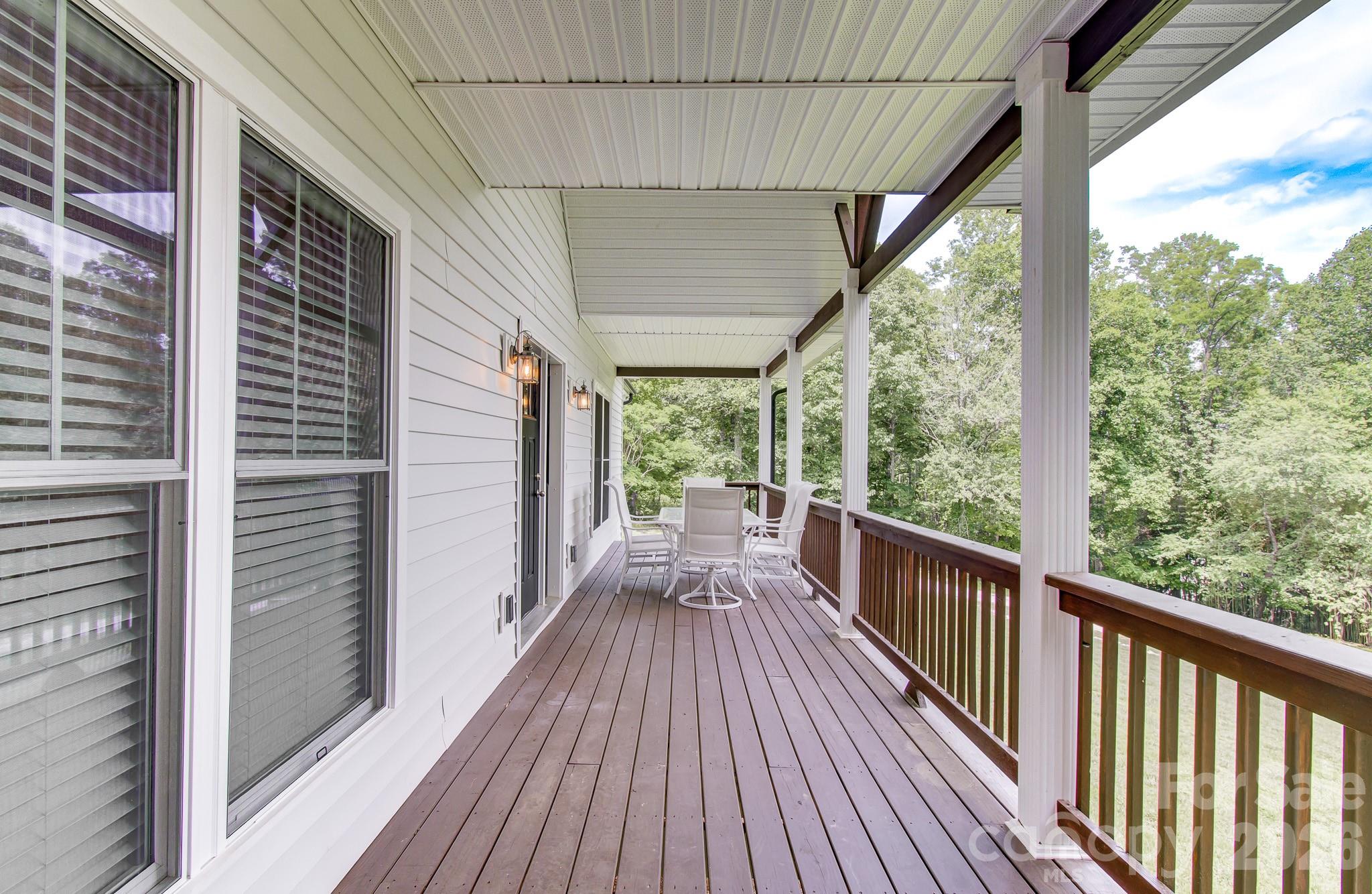 Large front porch on mainb house - 180 Ellerslie Acre None, Hendersonville