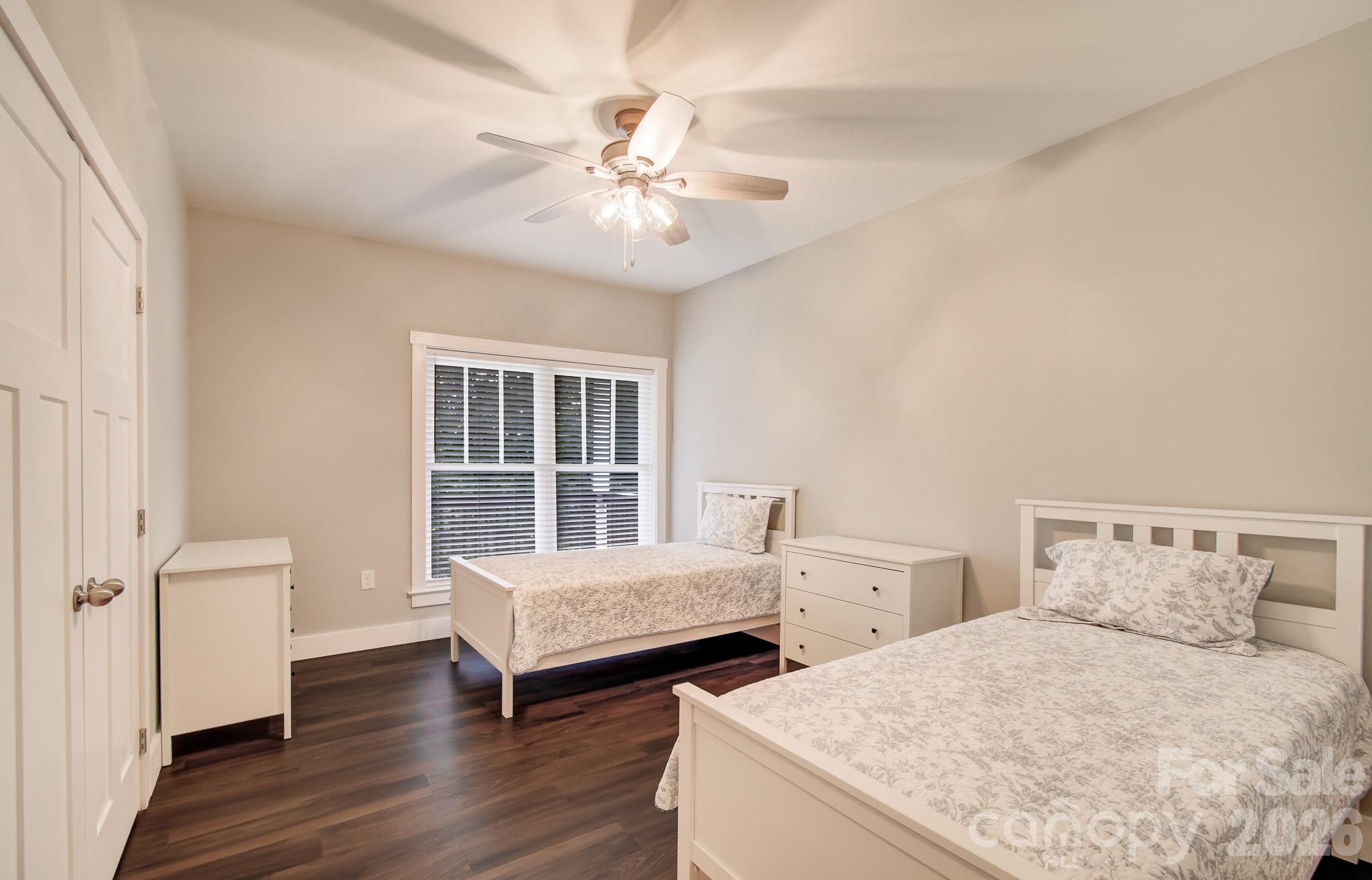Single Family Residence at 180 Ellerslie Acre None, Hendersonville, photo 22 of 46