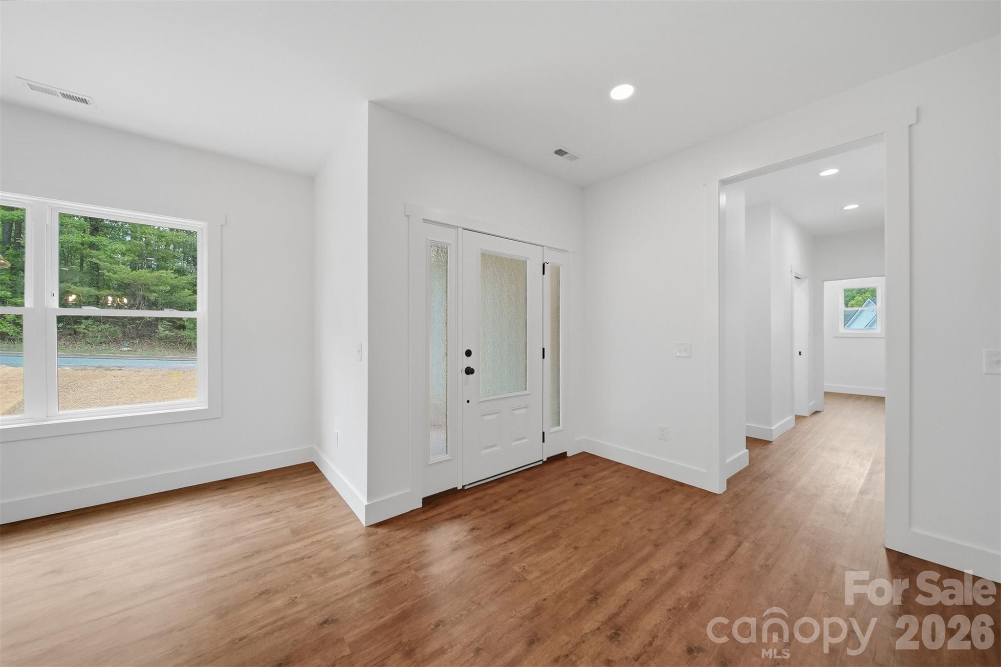 Single Family Residence at 414 Scarlett Oak Court NE, Lenoir, photo 9 of 57