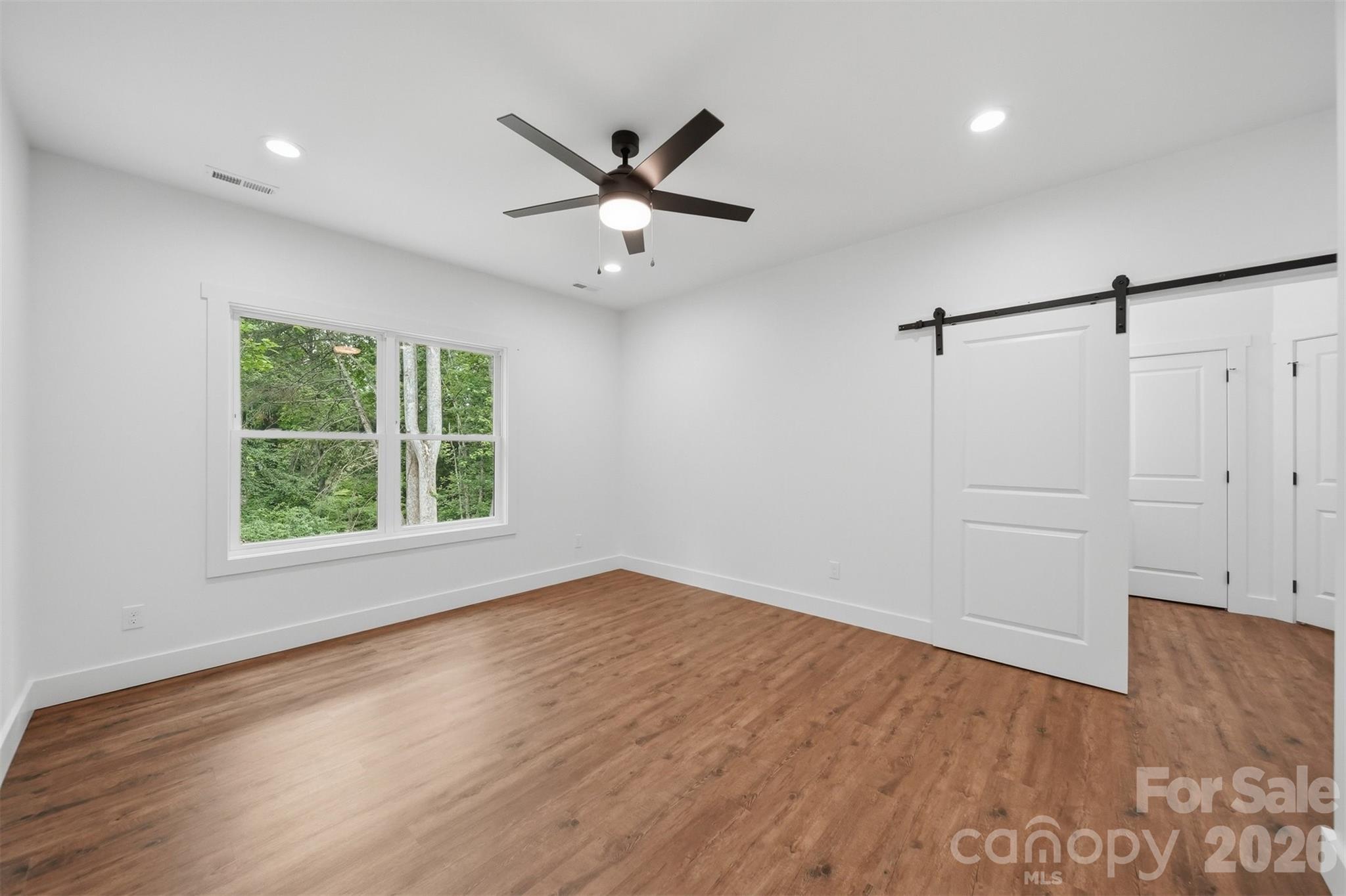 Single Family Residence at 414 Scarlett Oak Court NE, Lenoir, photo 28 of 57