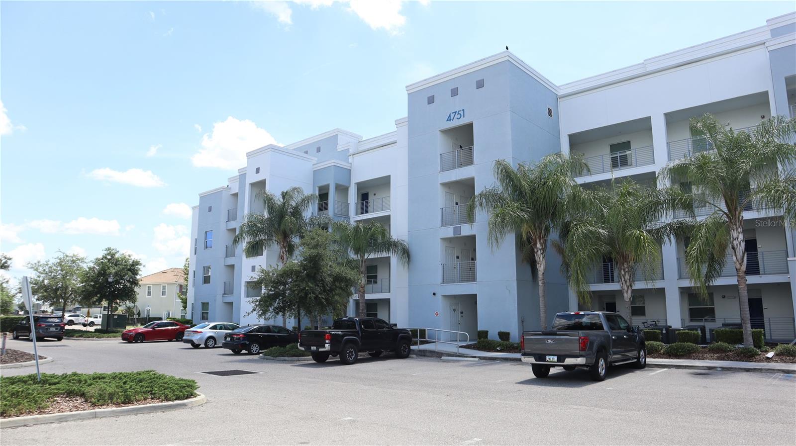 4751 CLOCK TOWER DR #305