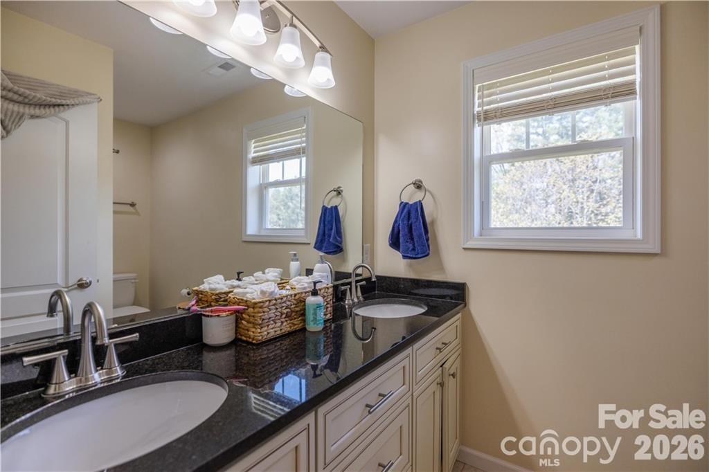 Single Family Residence at 101 Towne Place, Clyde, photo 14 of 28