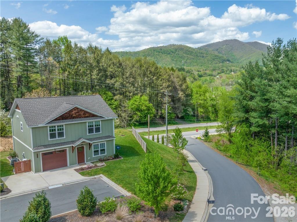 Single Family Residence at 101 Towne Place, Clyde, photo 27 of 28