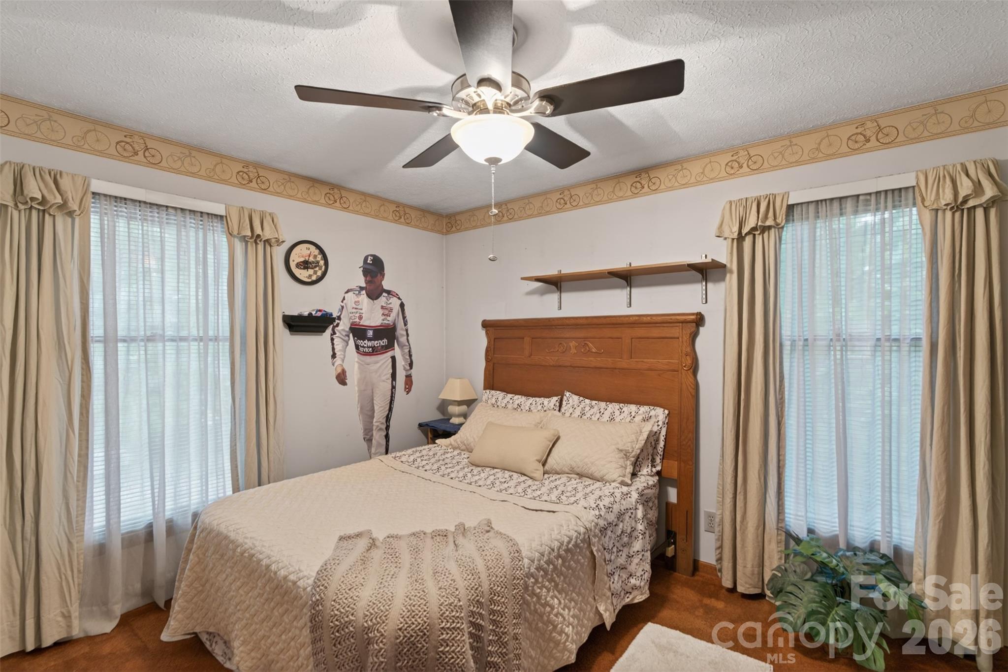 Single Family Residence at 104 Hallett Street, Fort Mill, photo 7 of 48
