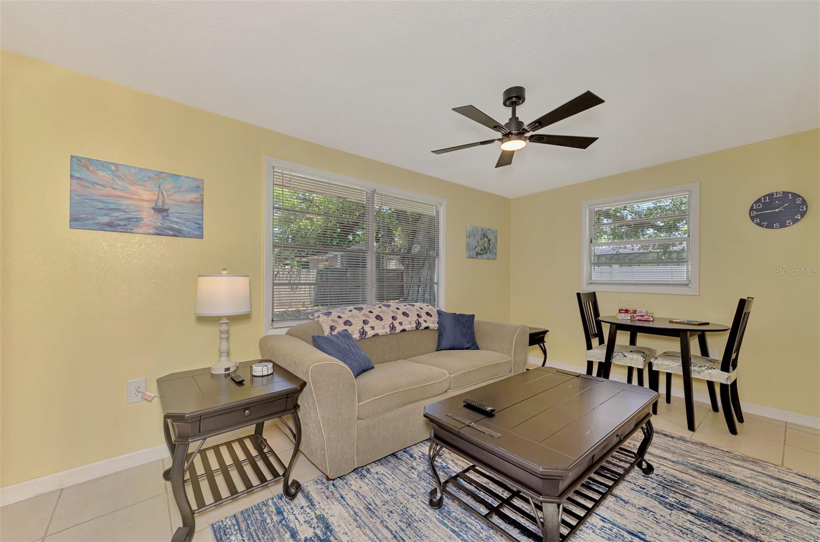 Single Family Residence at 361 FALKLAND RD, VENICE, photo 30 of 40