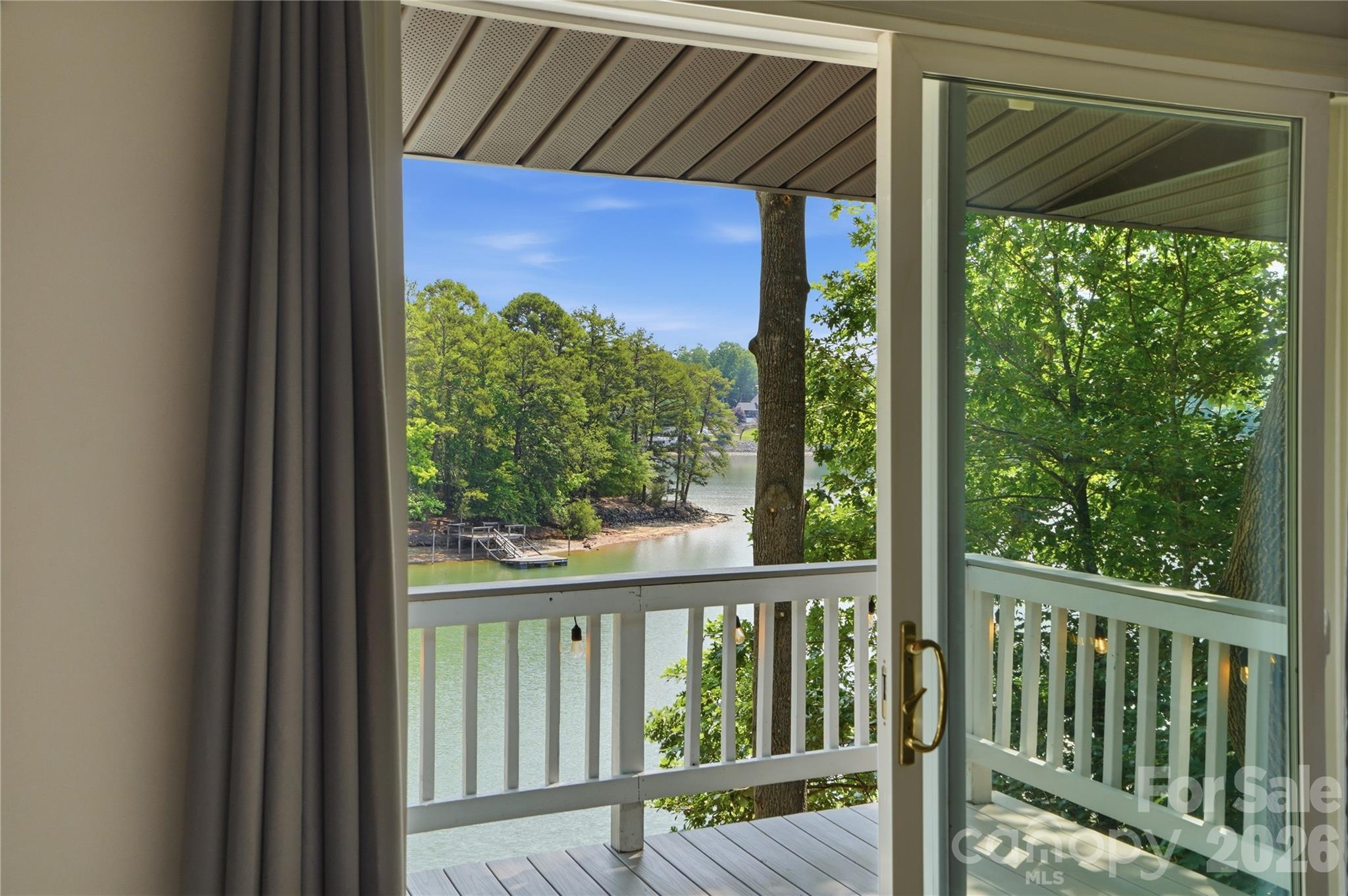 Single Family Residence at 1113 Palmyra Drive, Tega Cay, photo 17 of 45