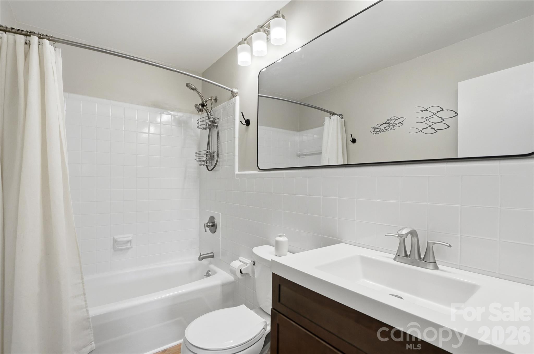 Full bath - 1113 Palmyra Drive, Tega Cay