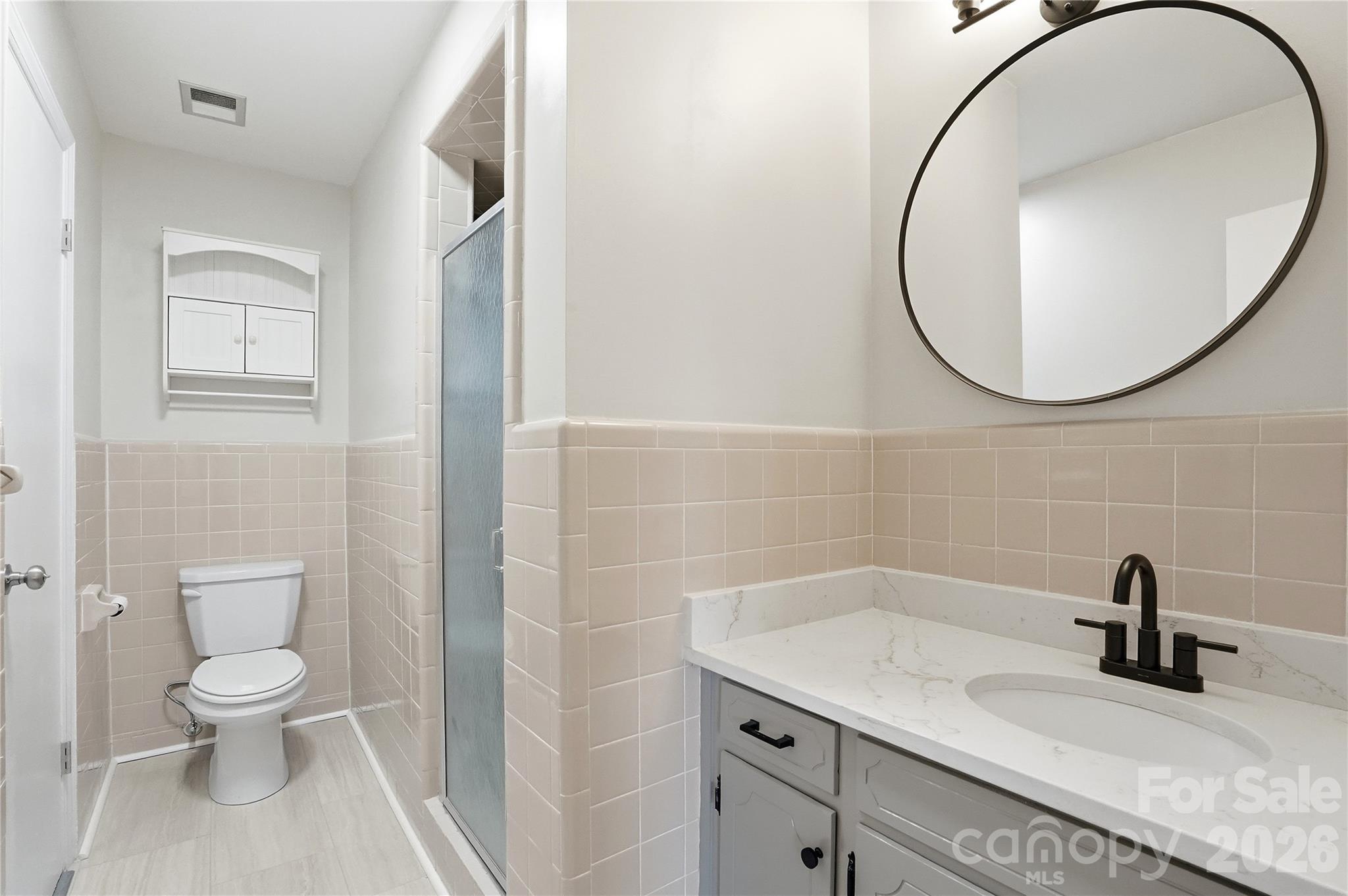 Full bath - 1113 Palmyra Drive, Tega Cay