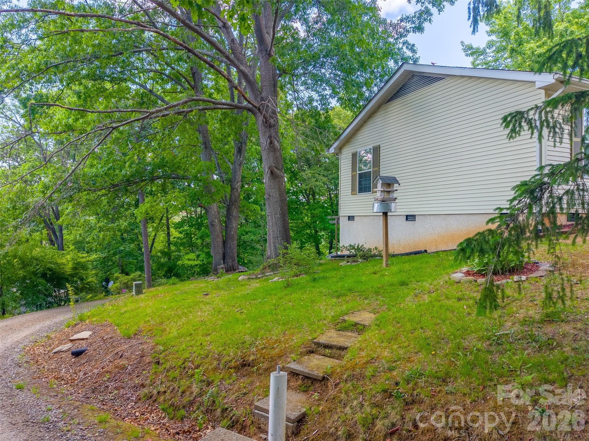 Single Family Residence at 90, 106 & 132 Hennessee Street, Clyde, photo 32 of 48