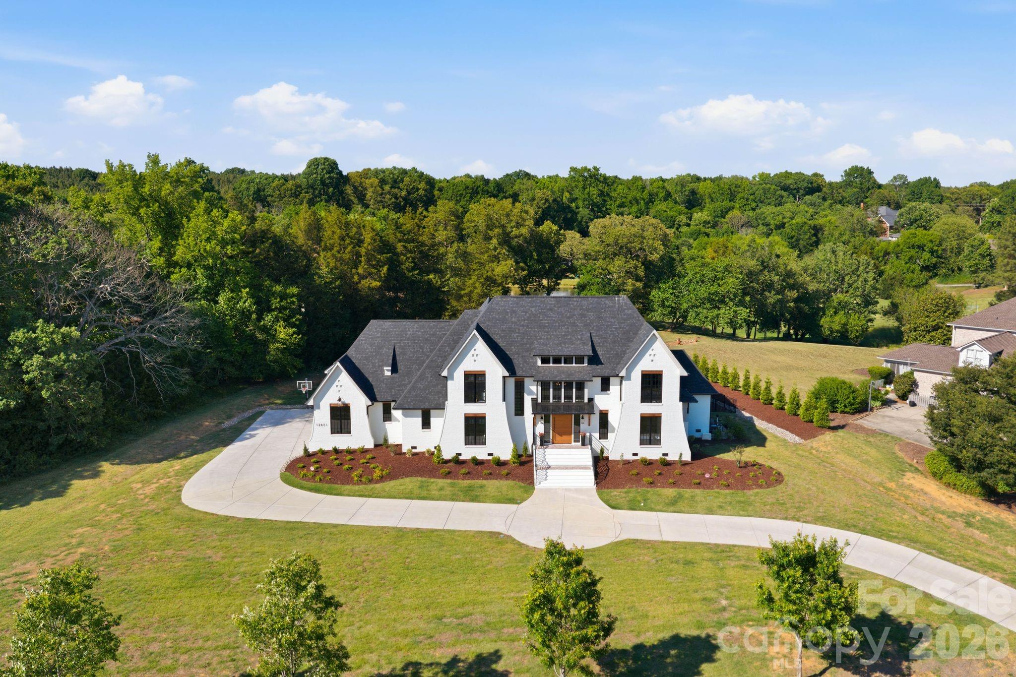Single Family Residence at 12851 Westmoreland Farm Road, Davidson, photo 3 of 46