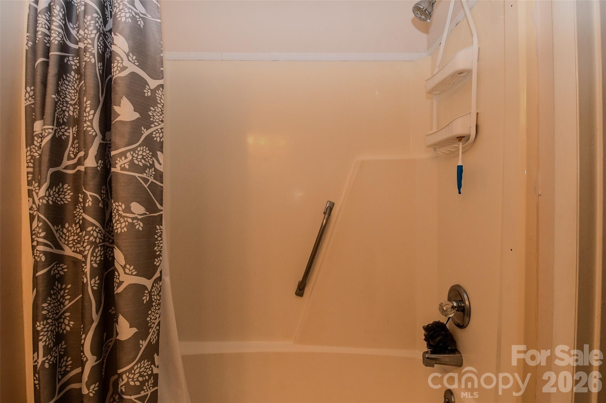Condominium at 1046 Surry Lane, Gastonia, photo 5 of 14