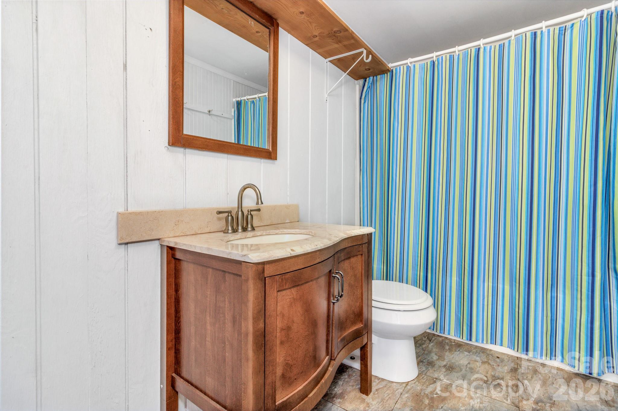 Upstairs Bathroom - 159 Anglers Way, Lake Lure