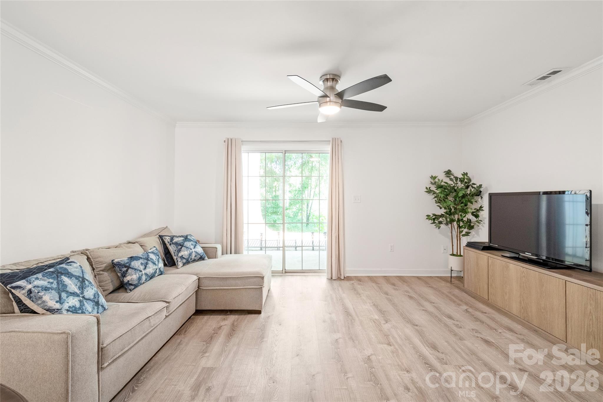 Condominium at 204 Heritage Parkway, Fort Mill, photo 2 of 26